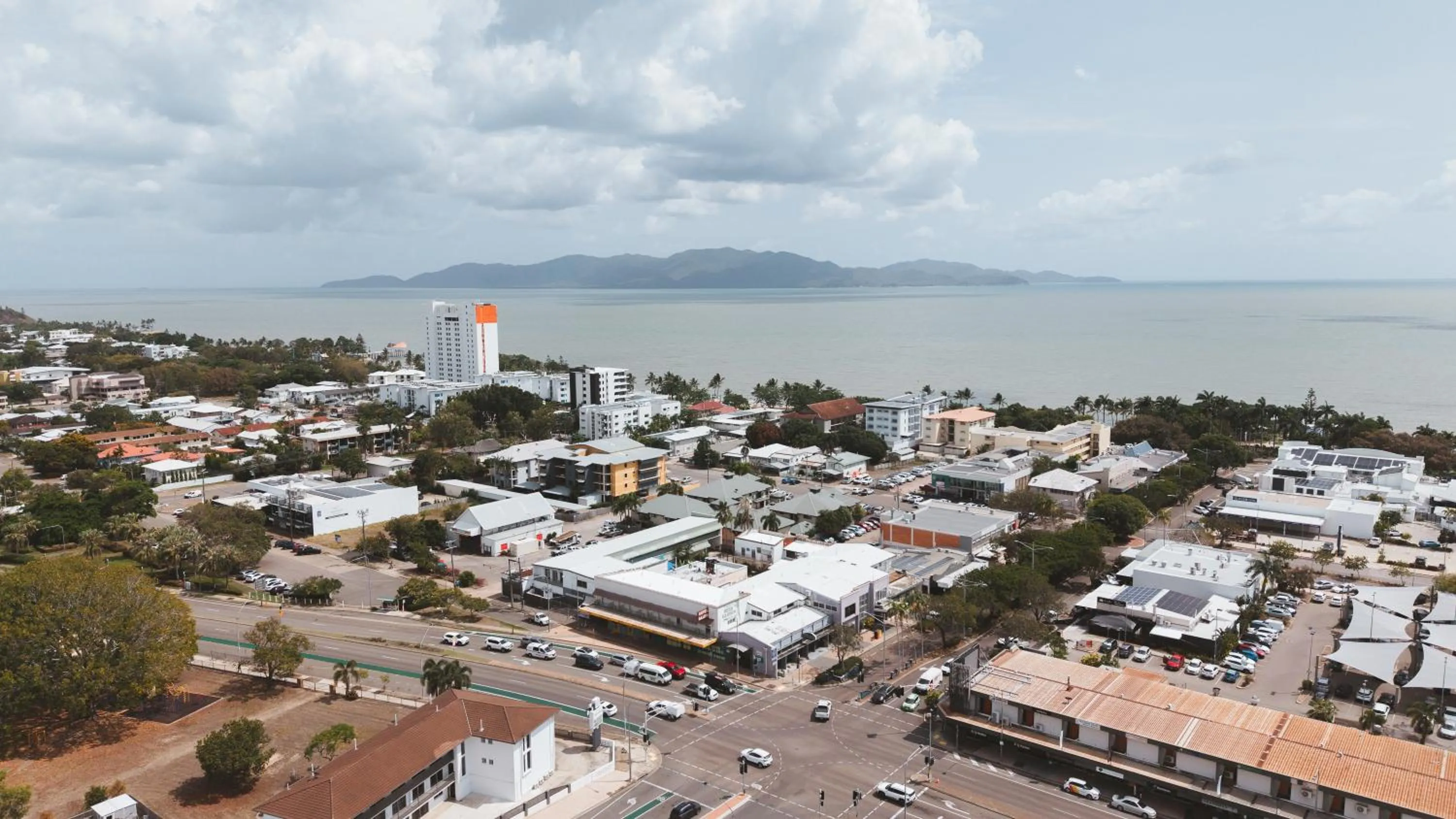 Property building in Hotel Allen