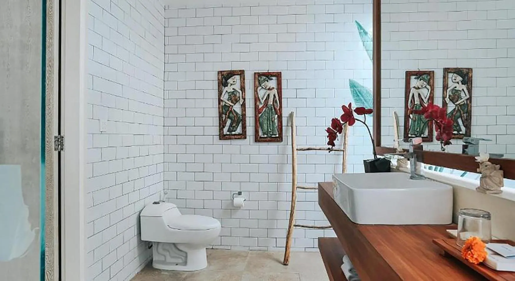 Toilet in The Wina Villa Canggu by The Wina Resorts