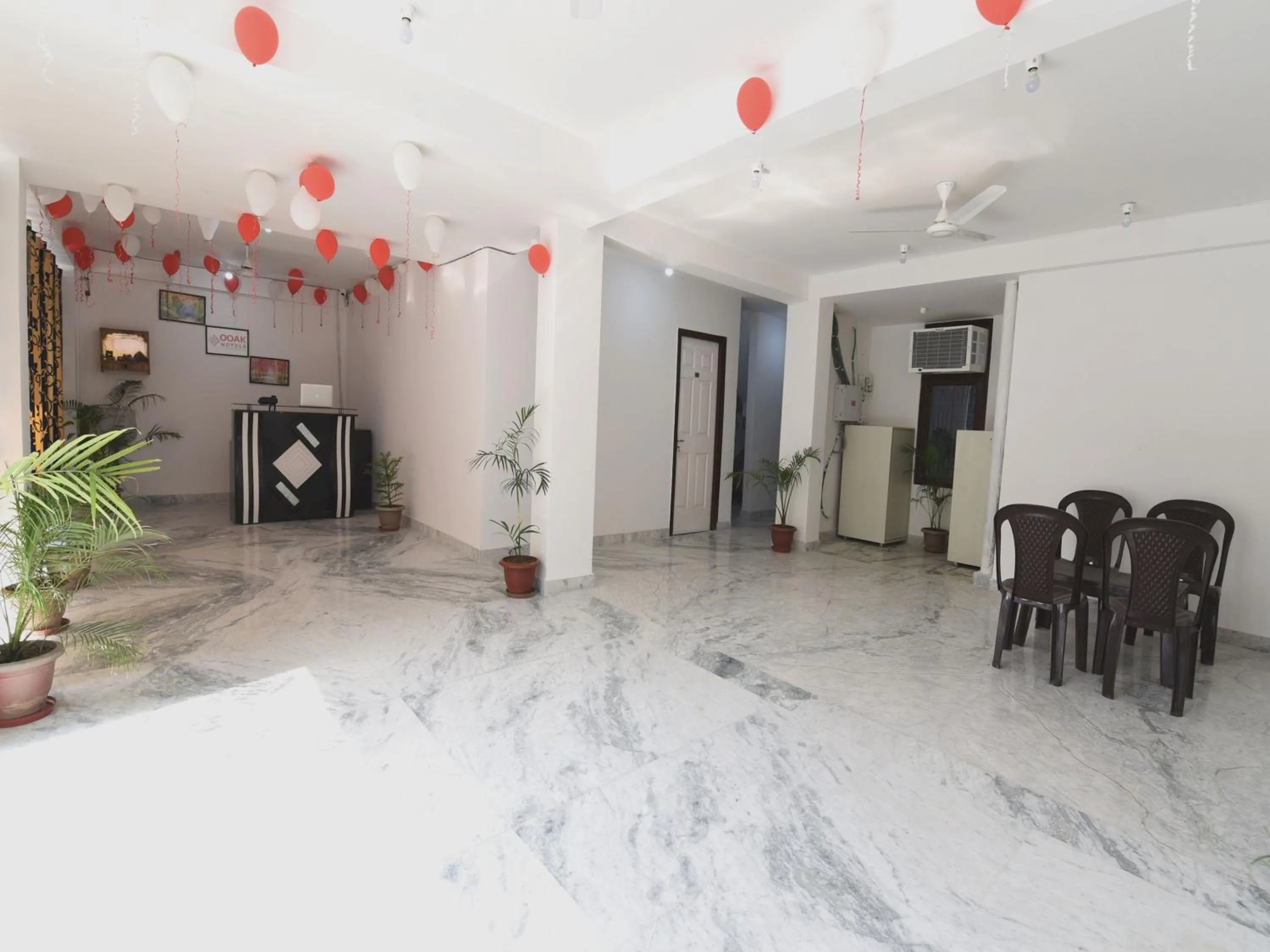 Lobby or reception in Hotel O Ooak Hotels Delta