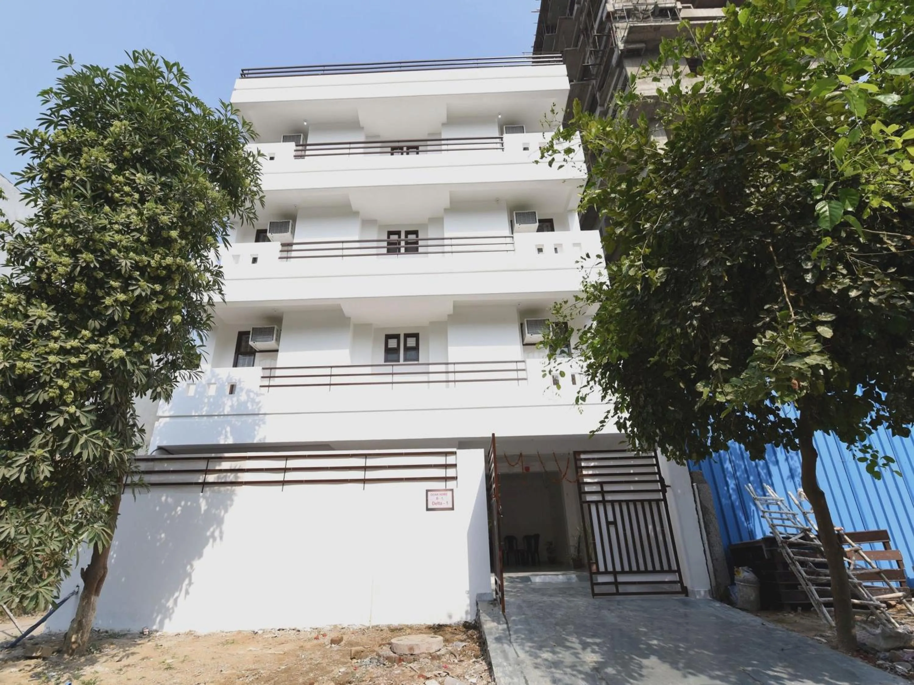 Property building in Hotel O Ooak Hotels Delta