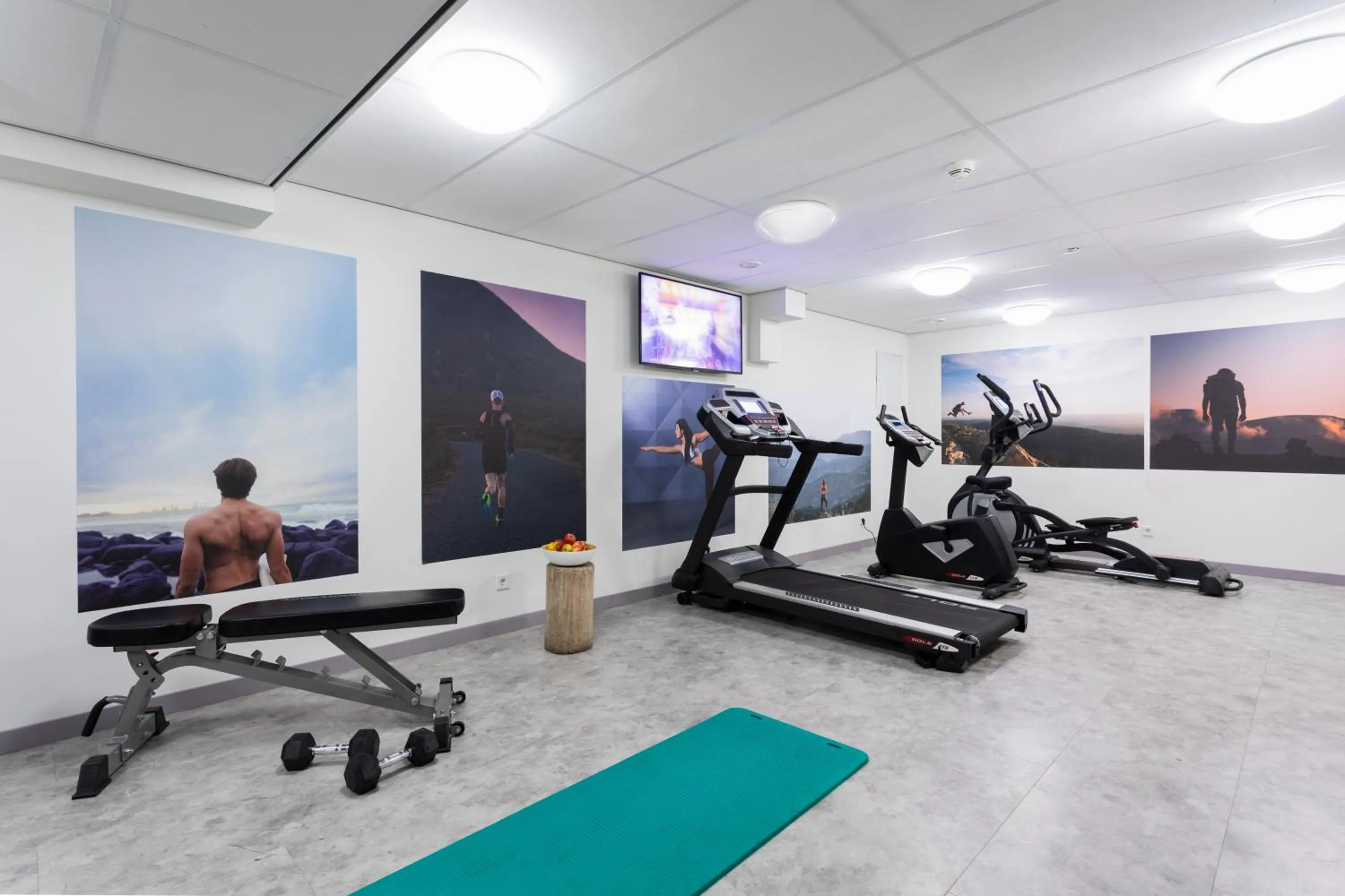 Fitness centre/facilities in Urban Lodge Hotel