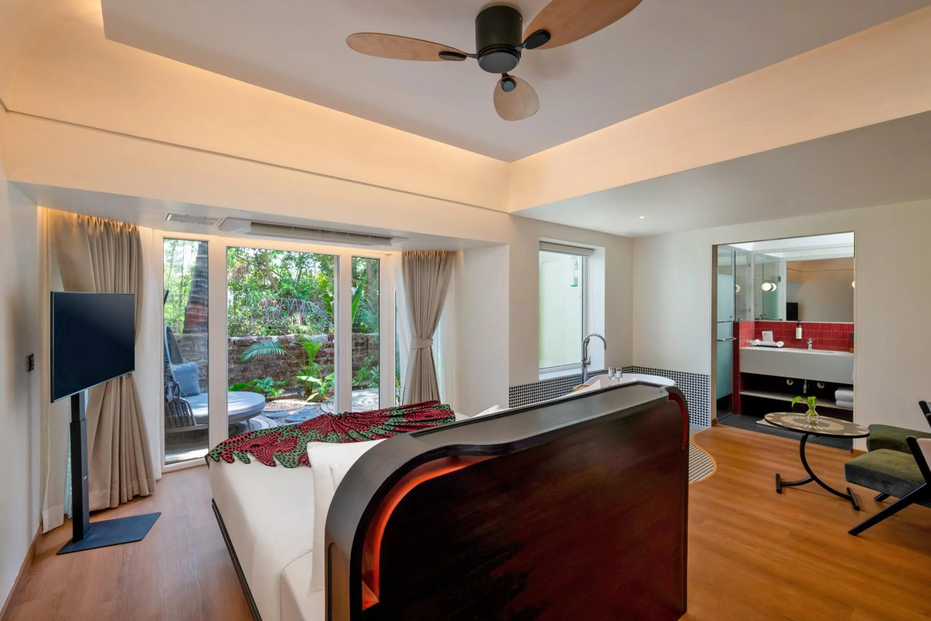 Bed in Orchid Passaros Benaulim Goa - Adults Only