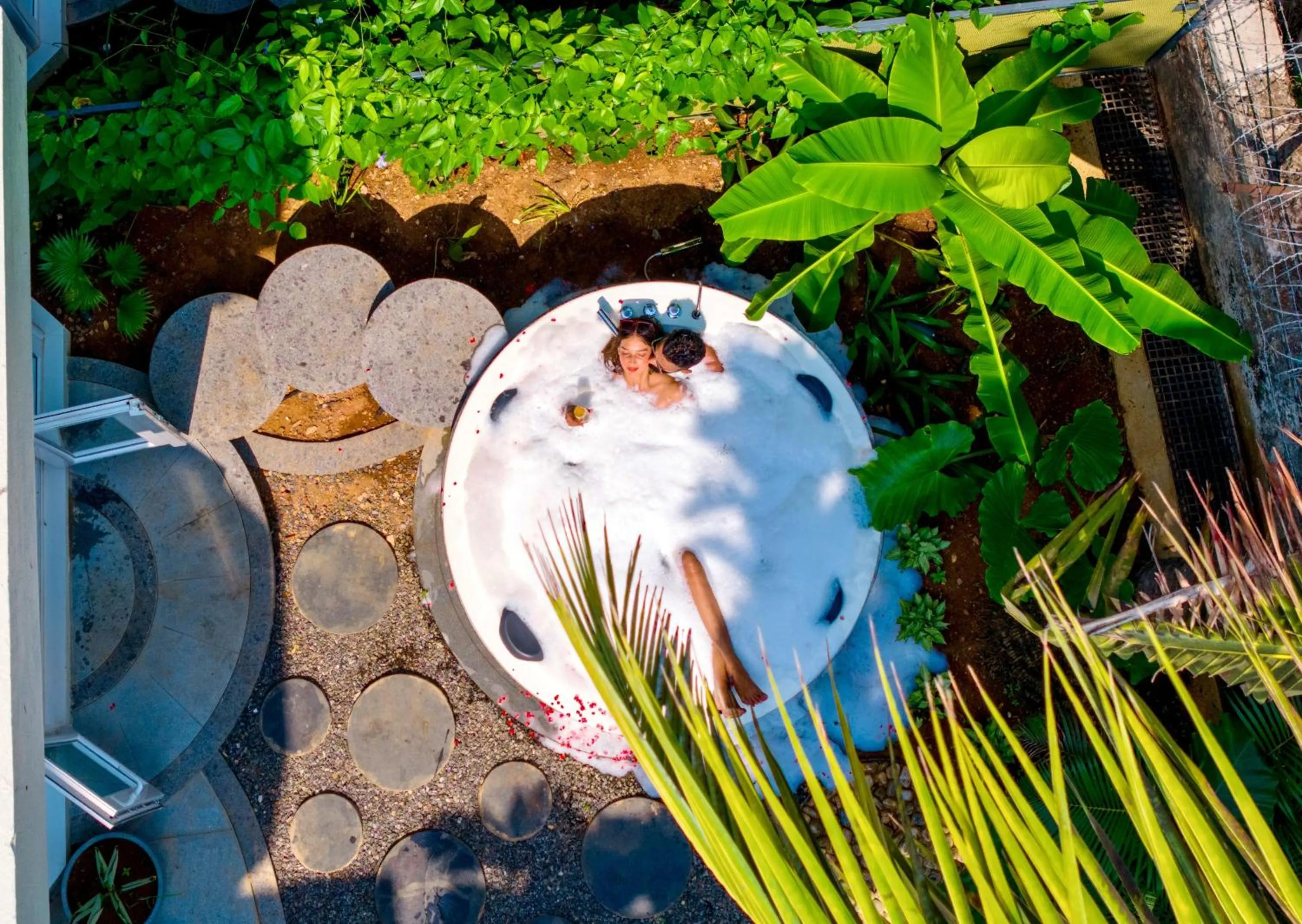 Garden in Orchid Passaros Benaulim Goa - Adults Only