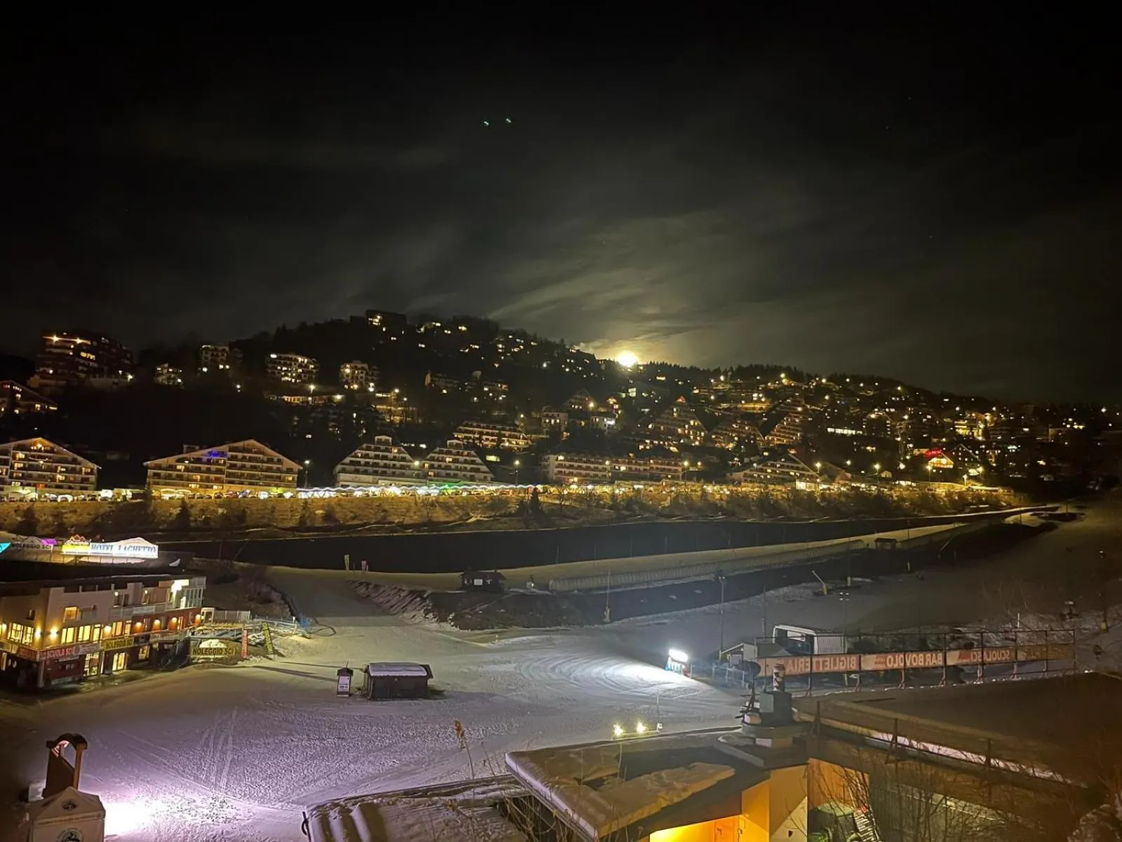 Property building in Hotel Laghetto