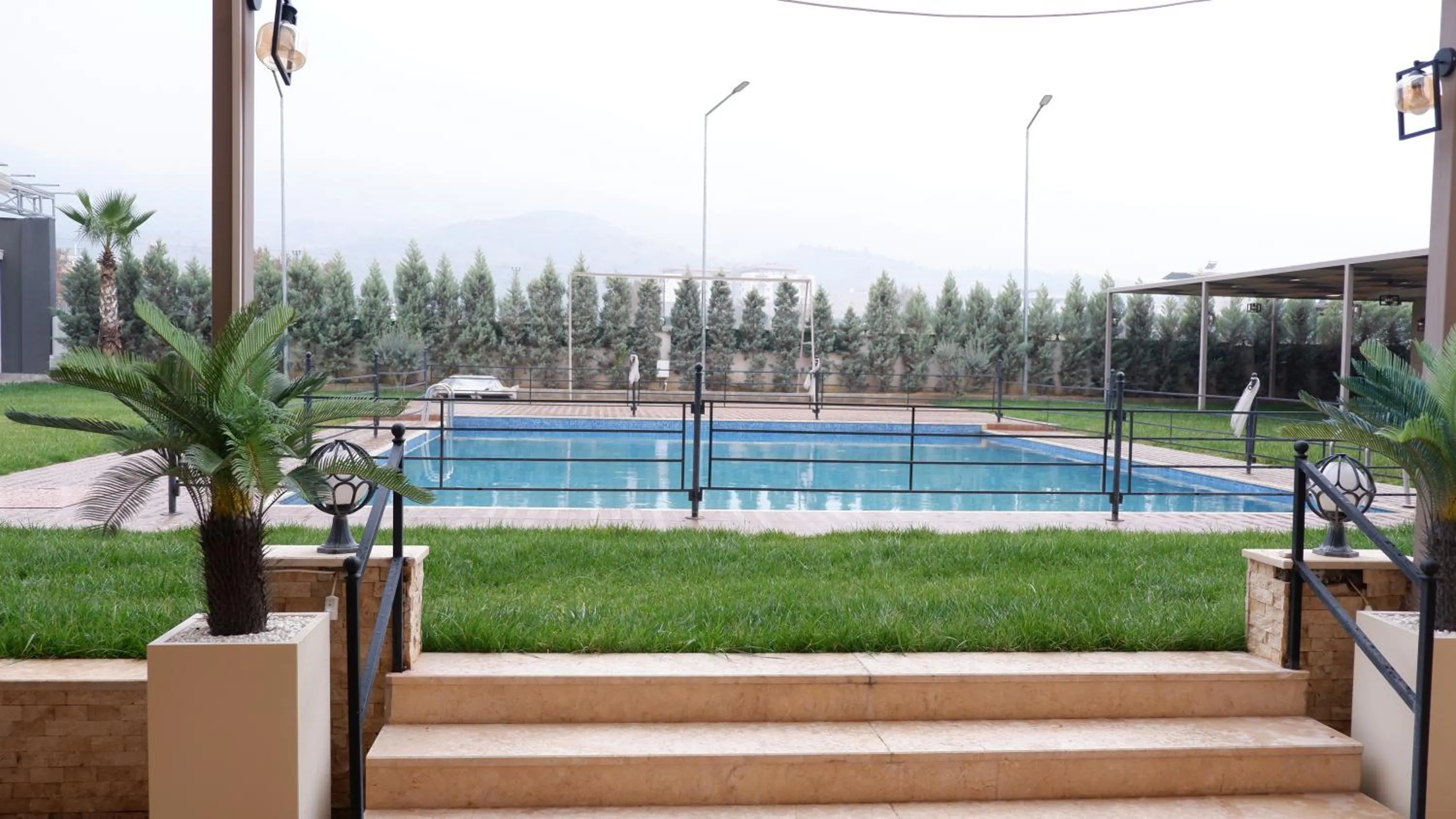 Swimming pool in Hotel La Bella