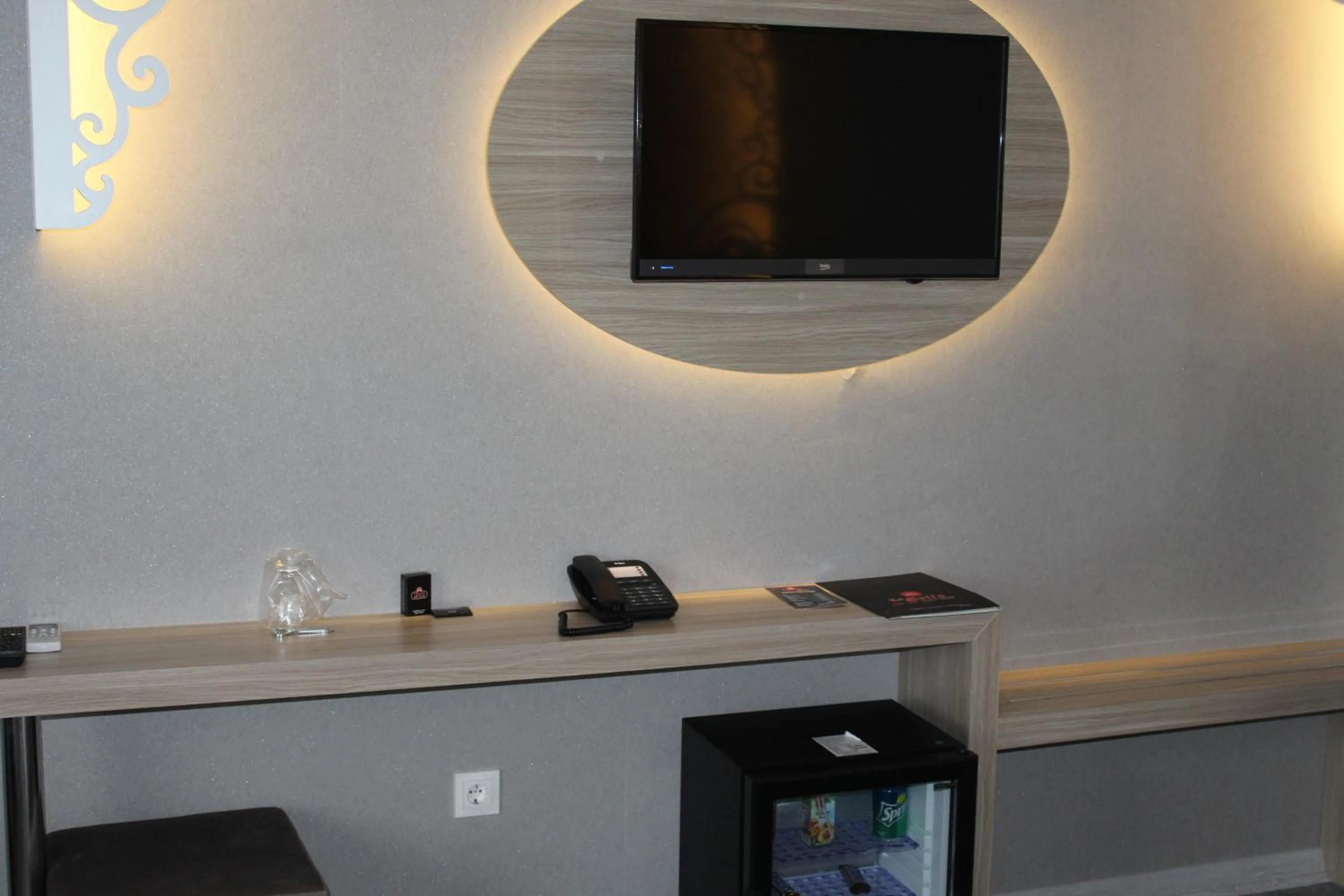 TV and multimedia in Hotel La Bella