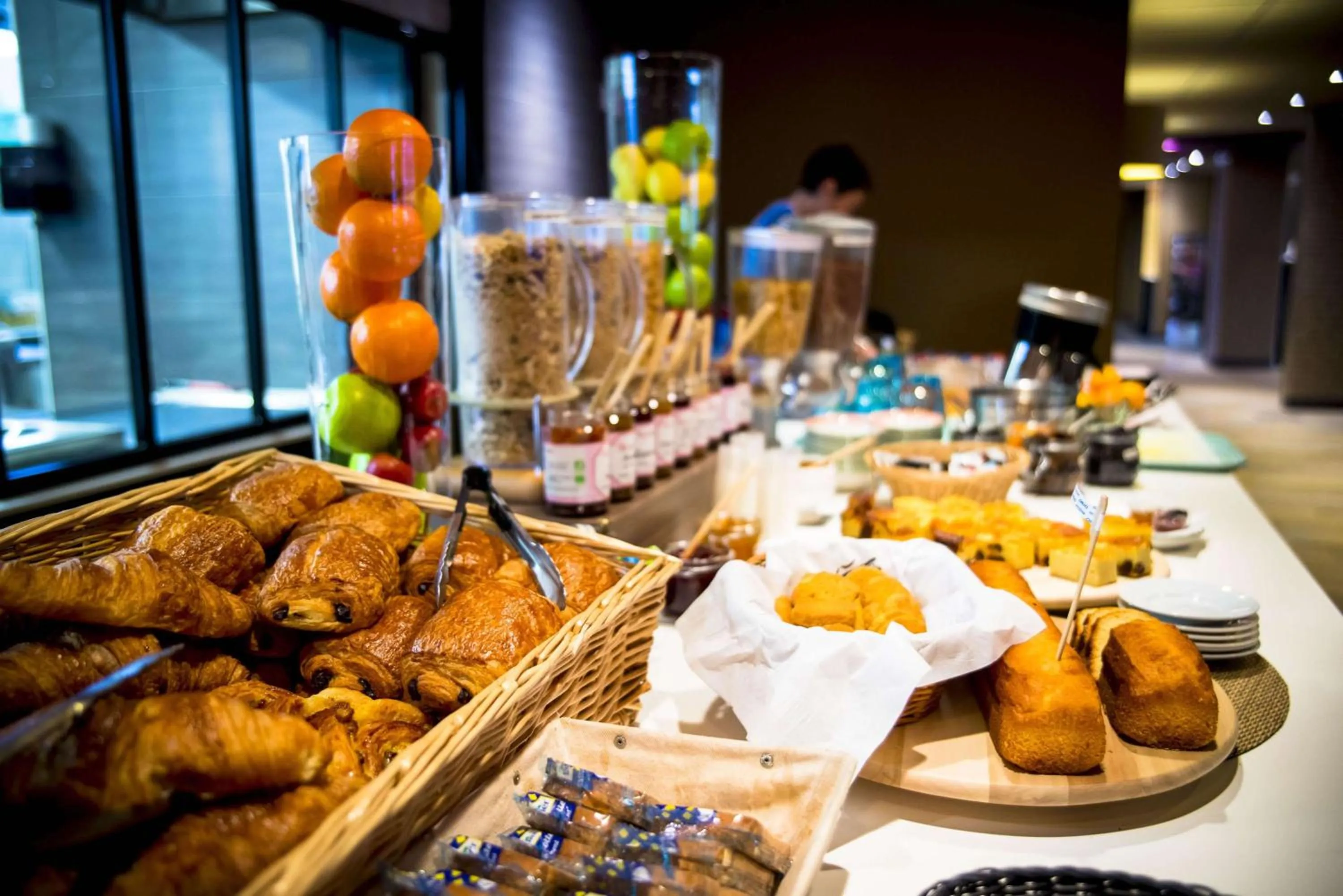 Breakfast in Brit Hotel & Spa Saint Brieuc Plérin
