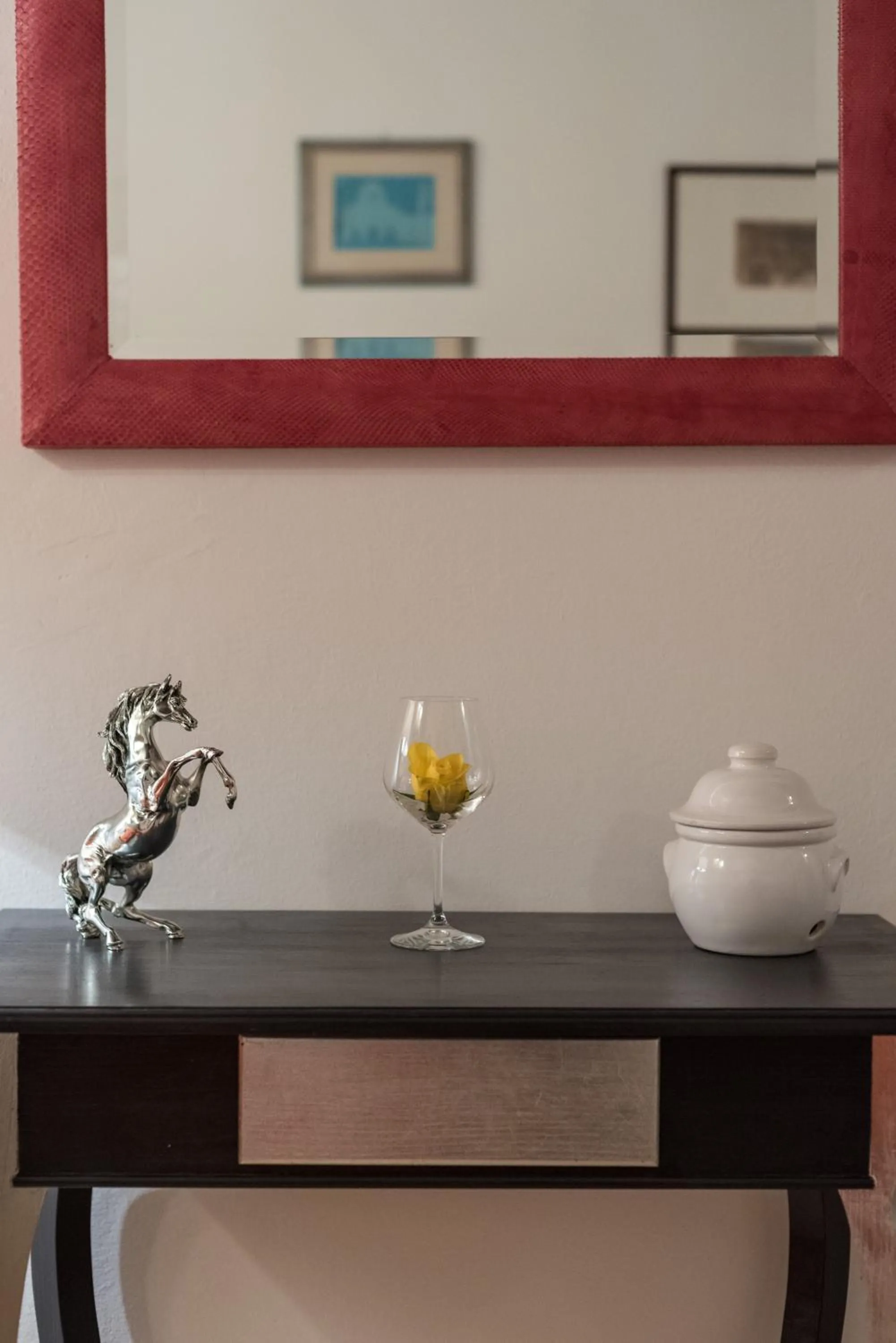 Decorative detail in Ghibellina 22 Apartment