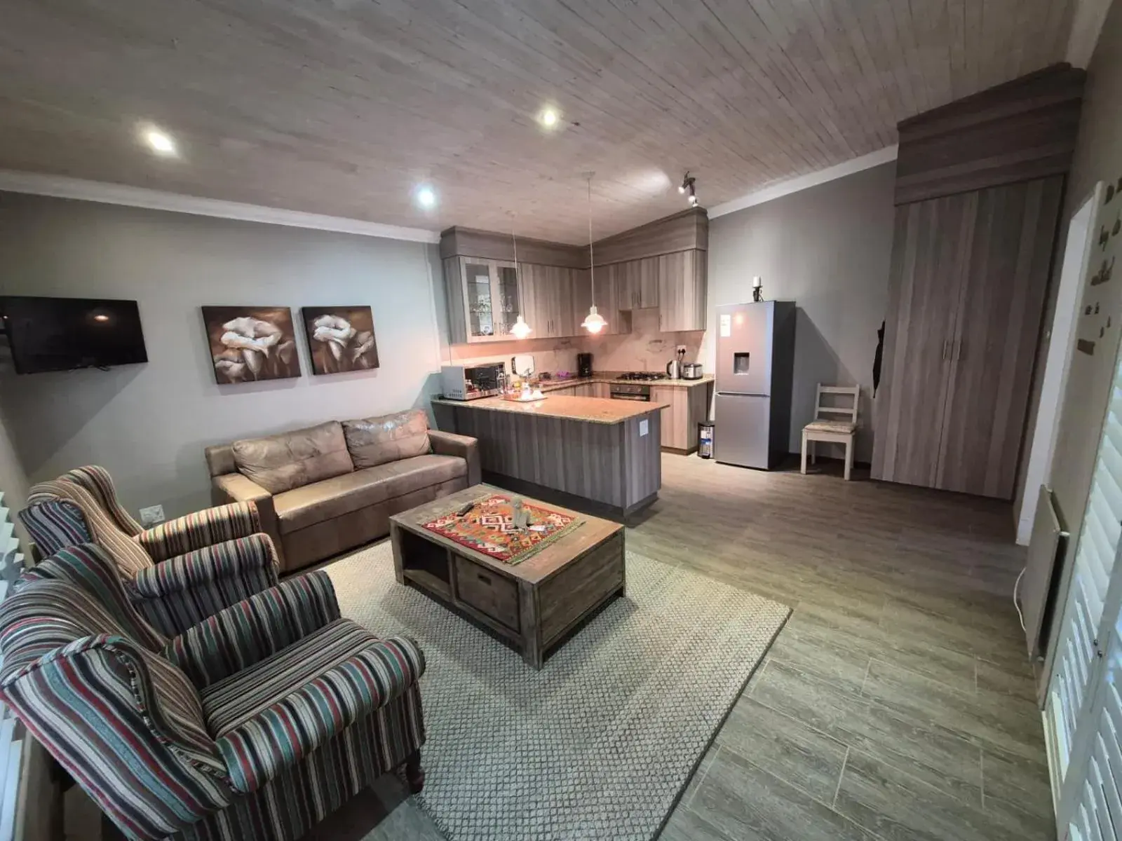 Deluxe Queen Room - single occupancy in Drinkwater Guest Farm Deluxe Queen Room - single occupancy in Drinkwater Guest Farm