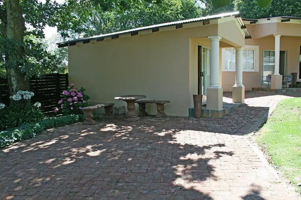 Budget Double Room - single occupancy in Drinkwater Guest Farm Budget Double Room - single occupancy in Drinkwater Guest Farm