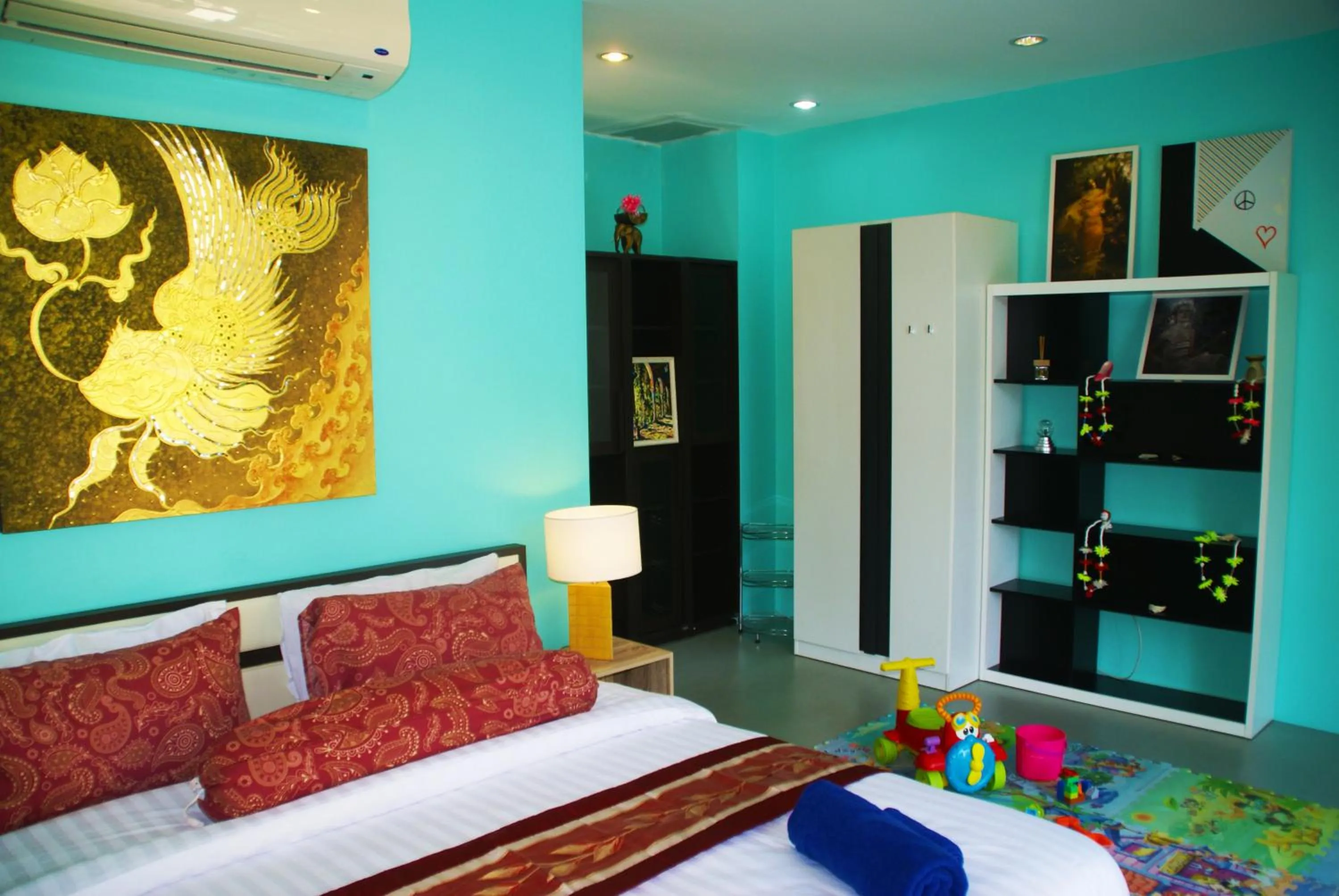 Property building, Bed in Chaweng Noi Villa