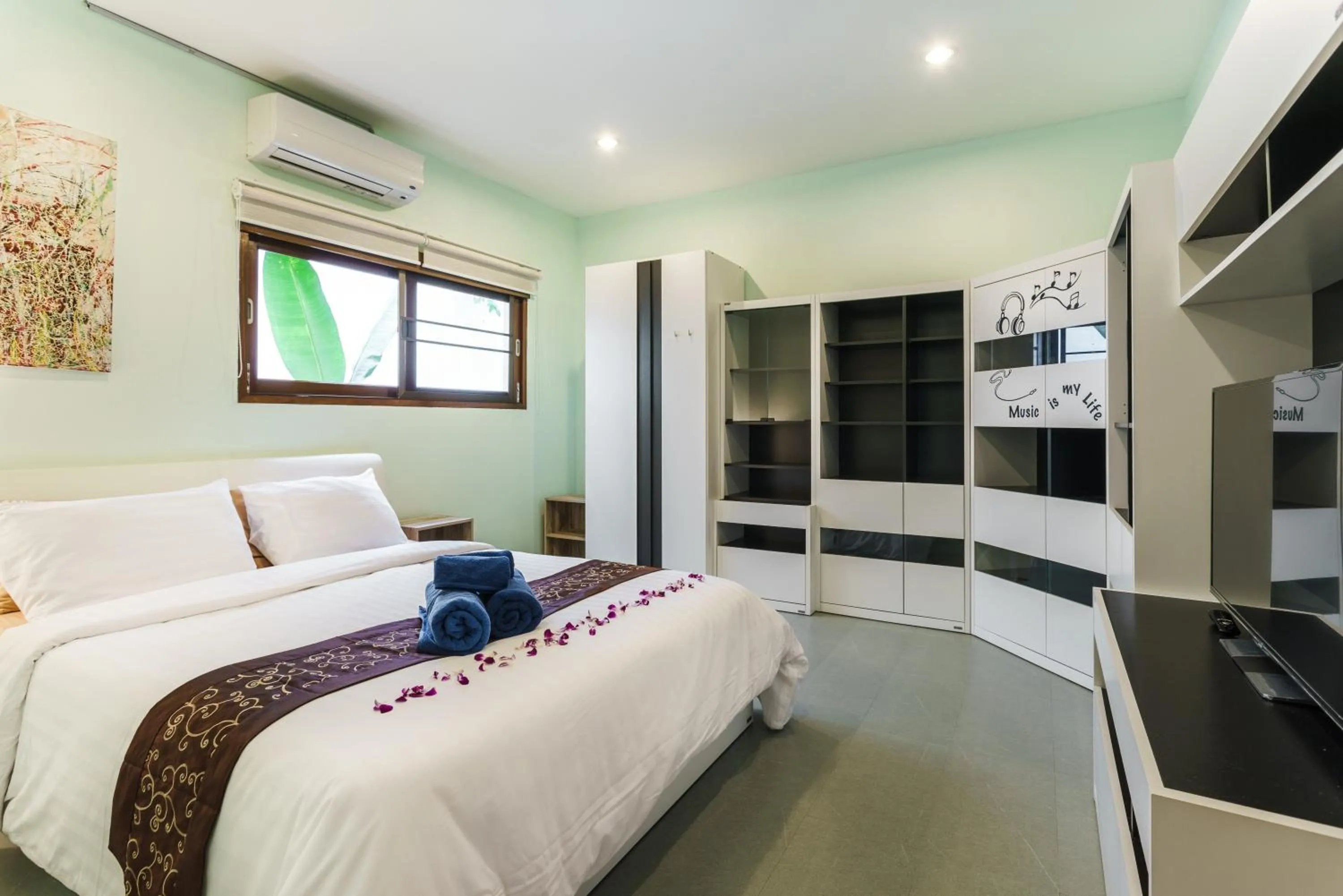 Bedroom, Bed in Chaweng Noi Villa