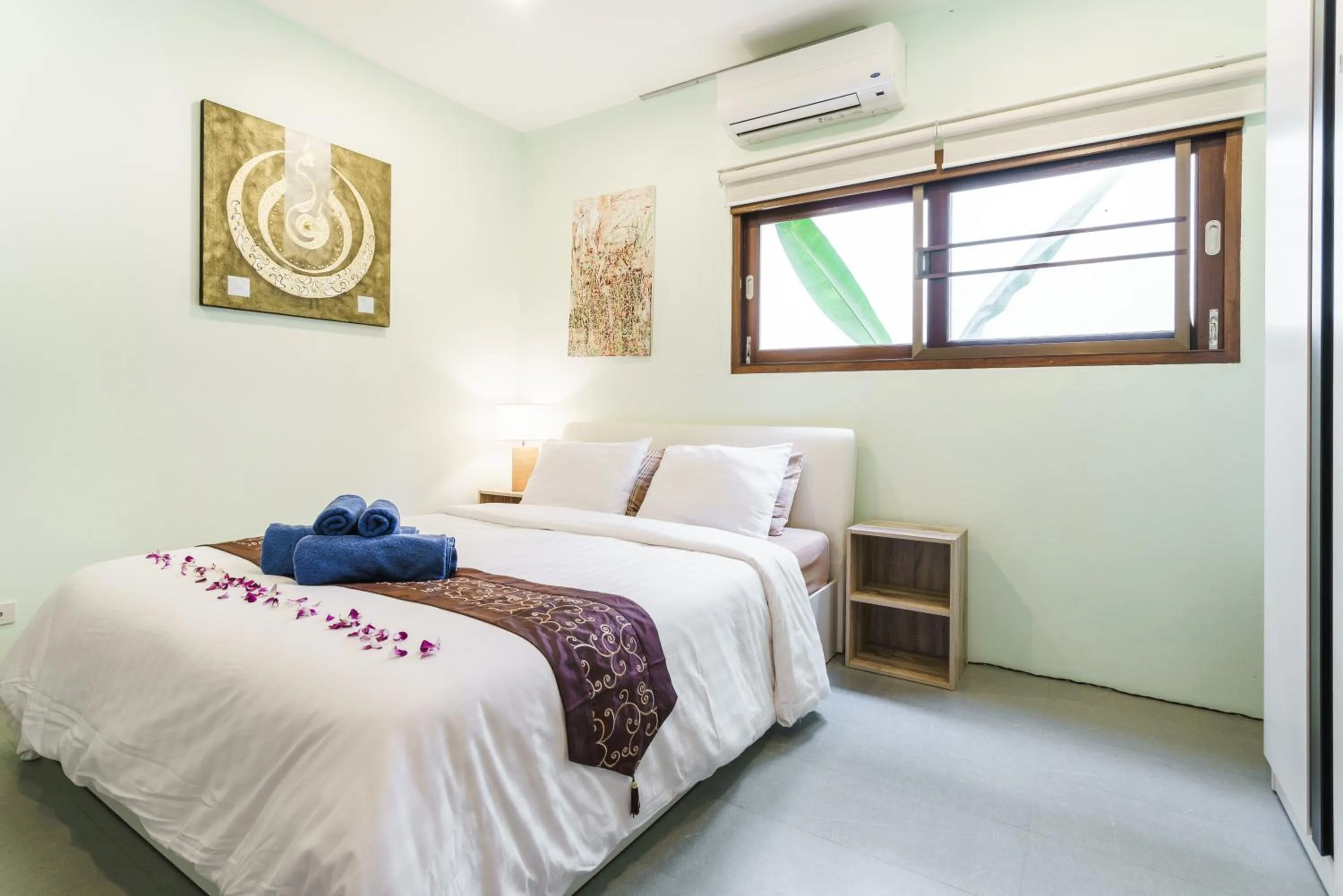 Property building, Bed in Chaweng Noi Villa