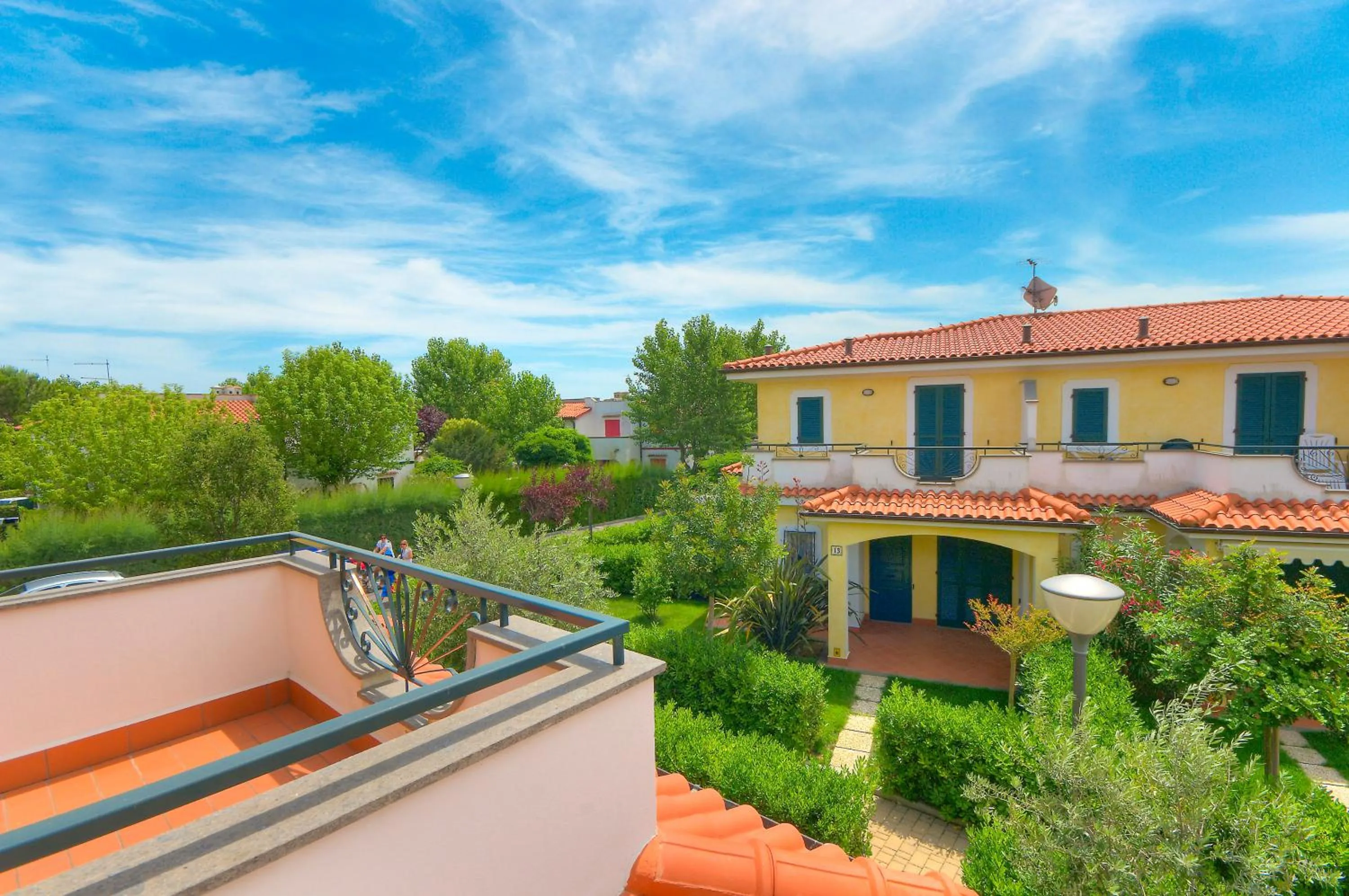 Property building in Residence I Giardini Del Conero