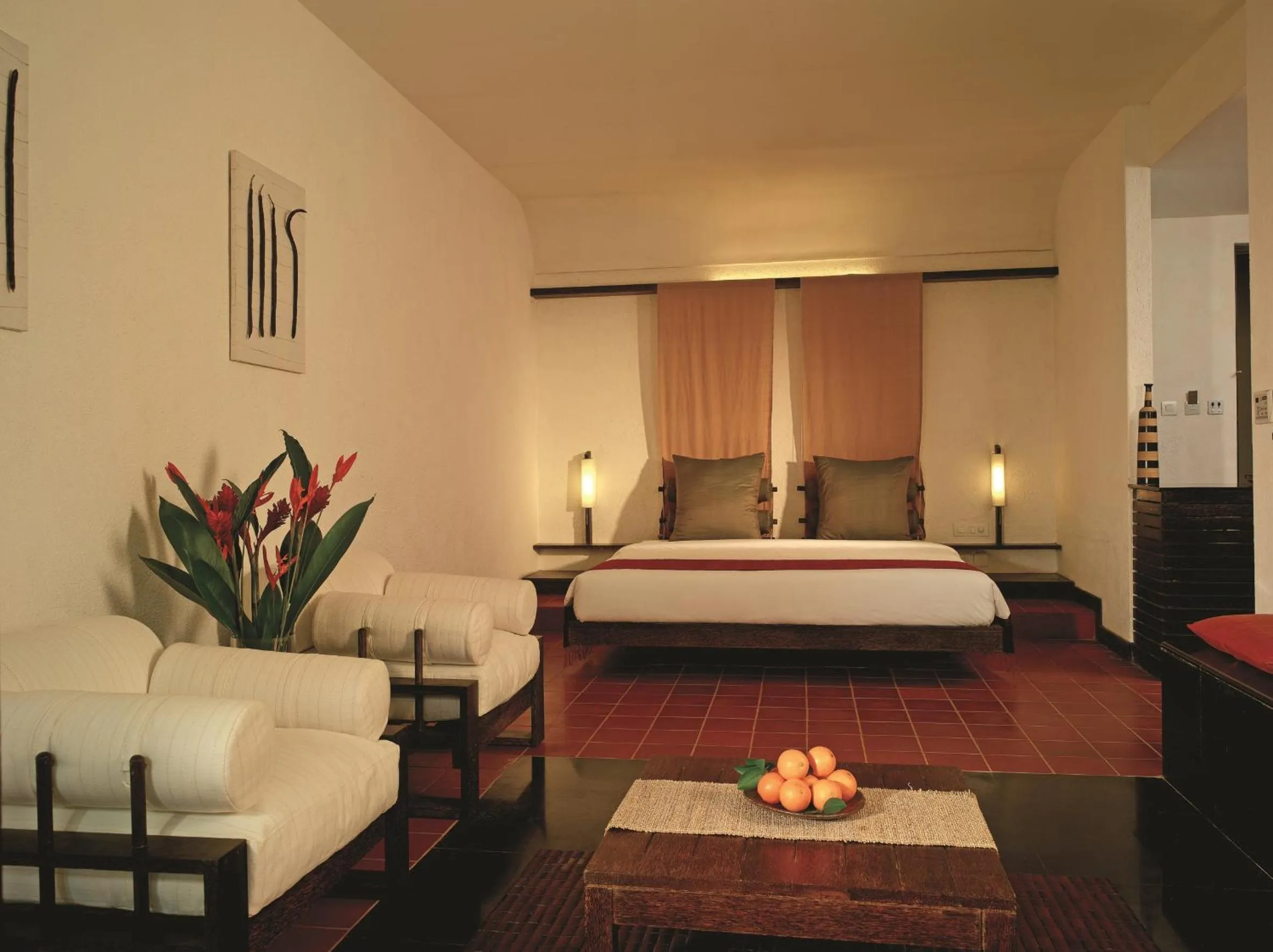 Bedroom, Bed in Rainforest Resort