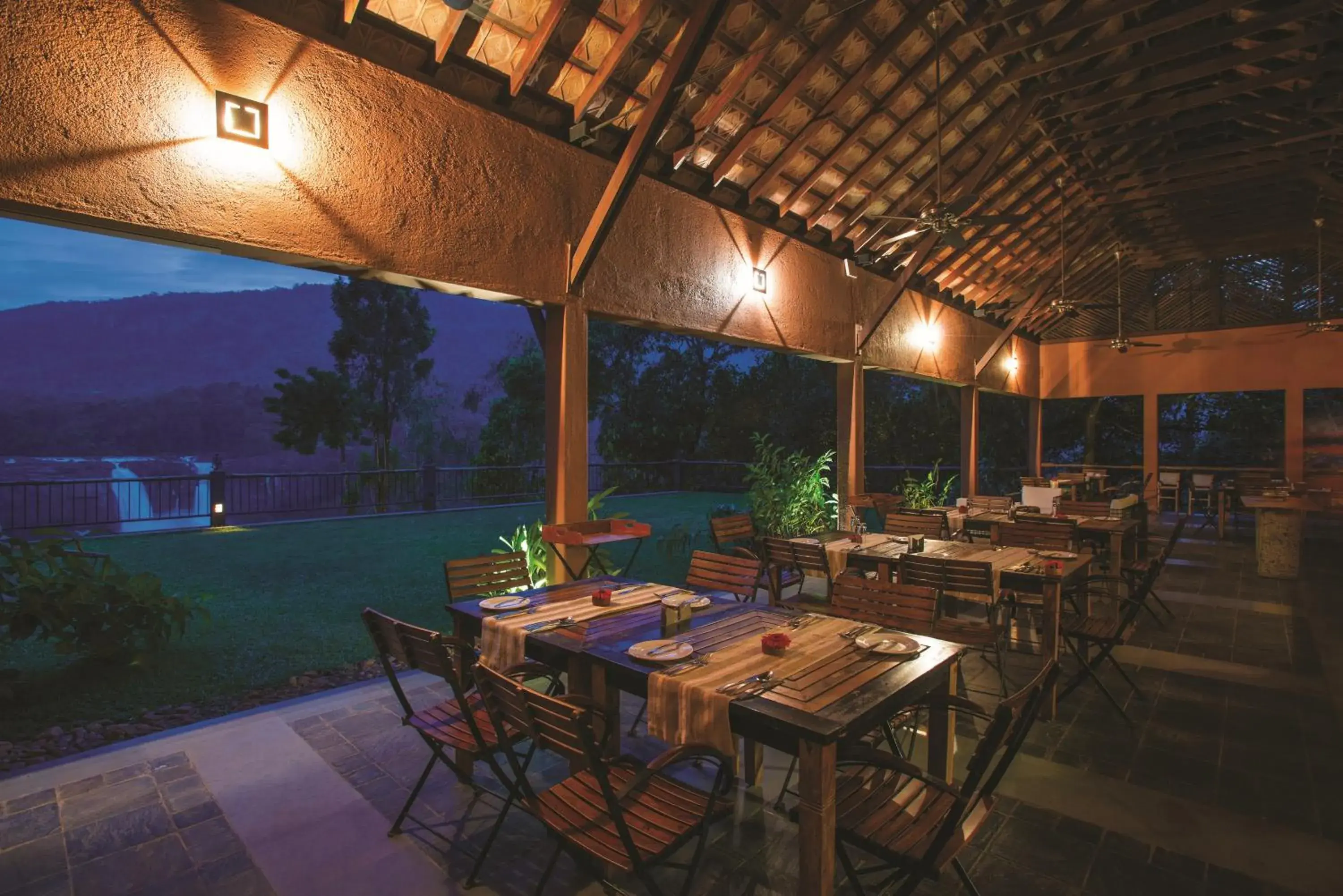 Restaurant/places to eat in Rainforest Resort Restaurant/places to eat in Rainforest Resort