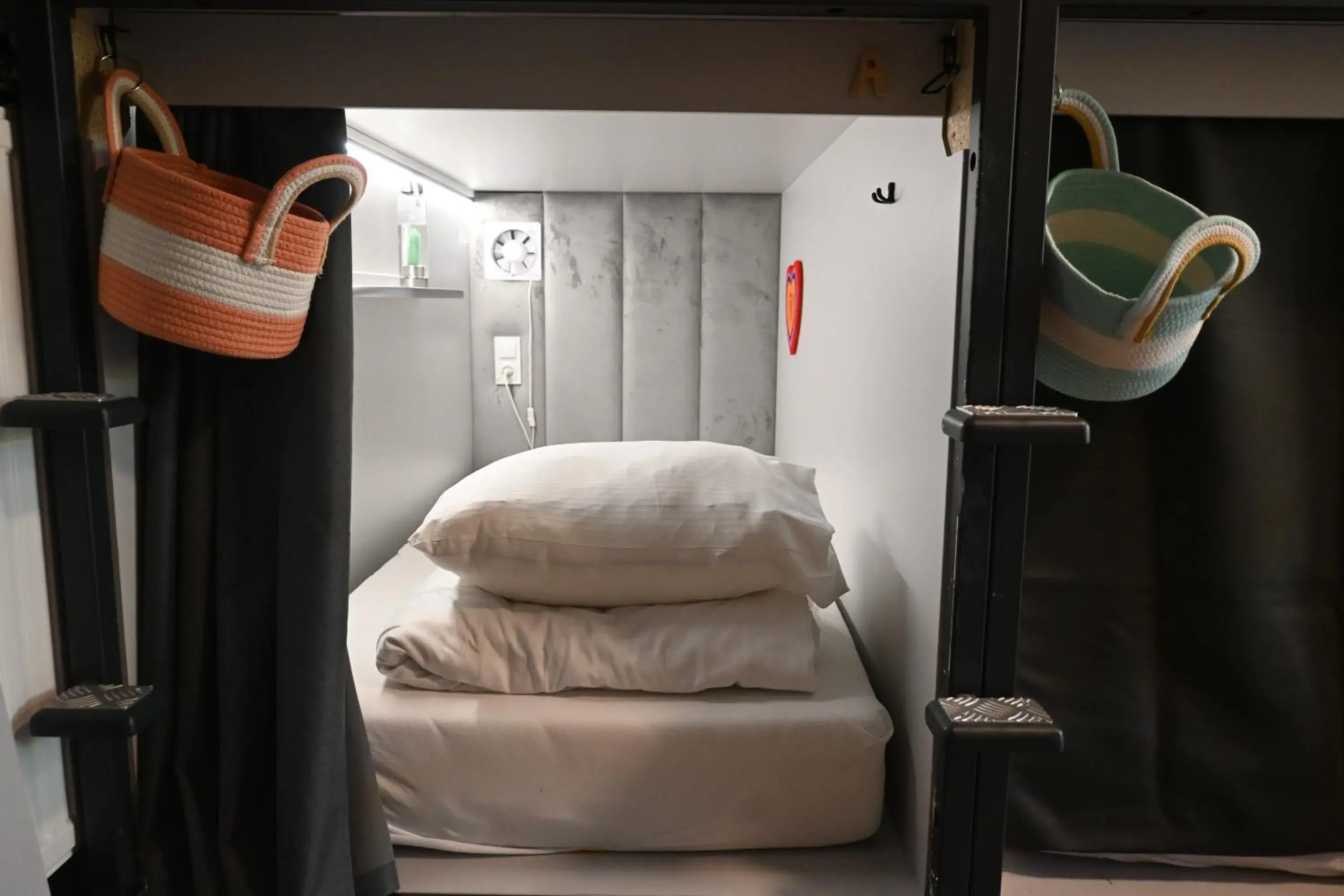 Bed in Dutchies Hostel Bed in Dutchies Hostel