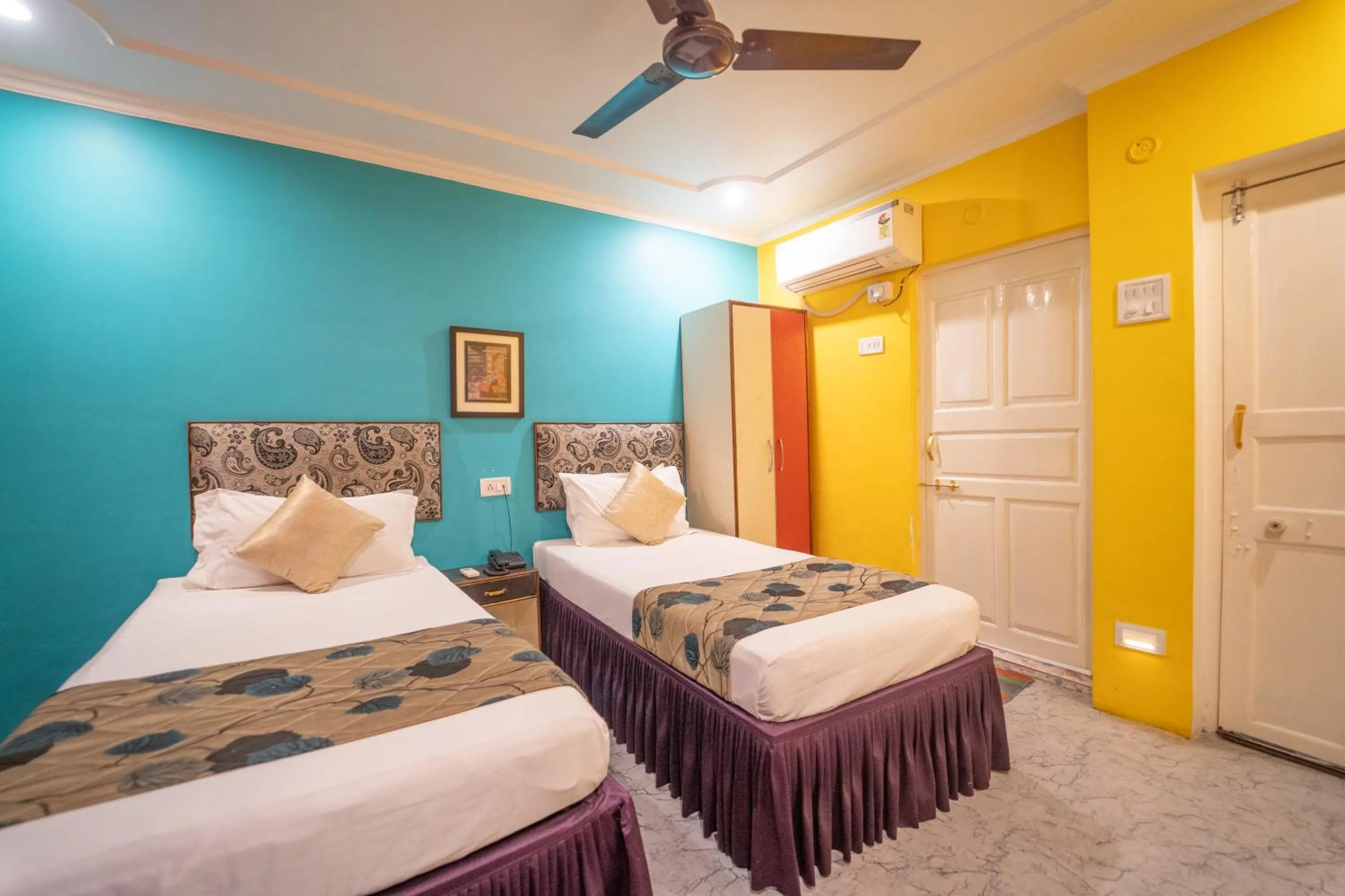 Bedroom, Bed in Tara Guest House