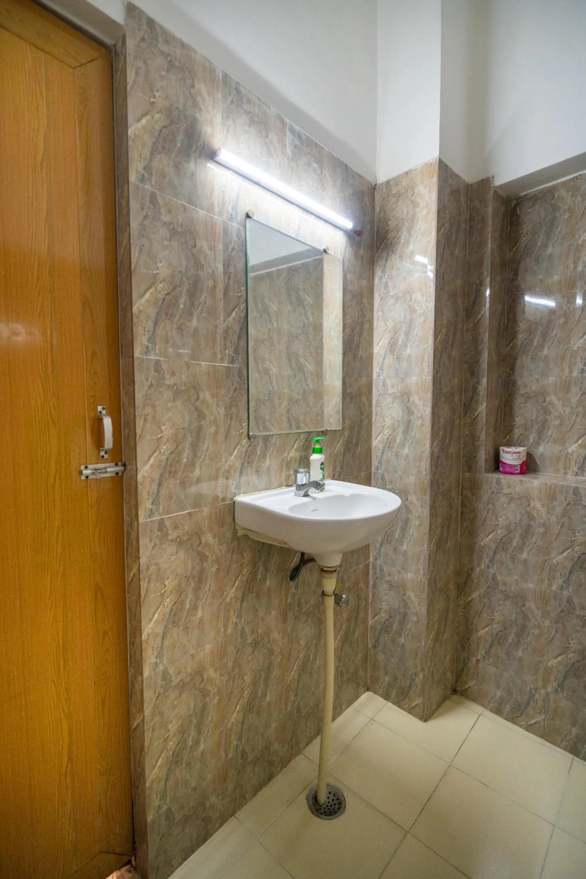 Bathroom in Tara Guest House