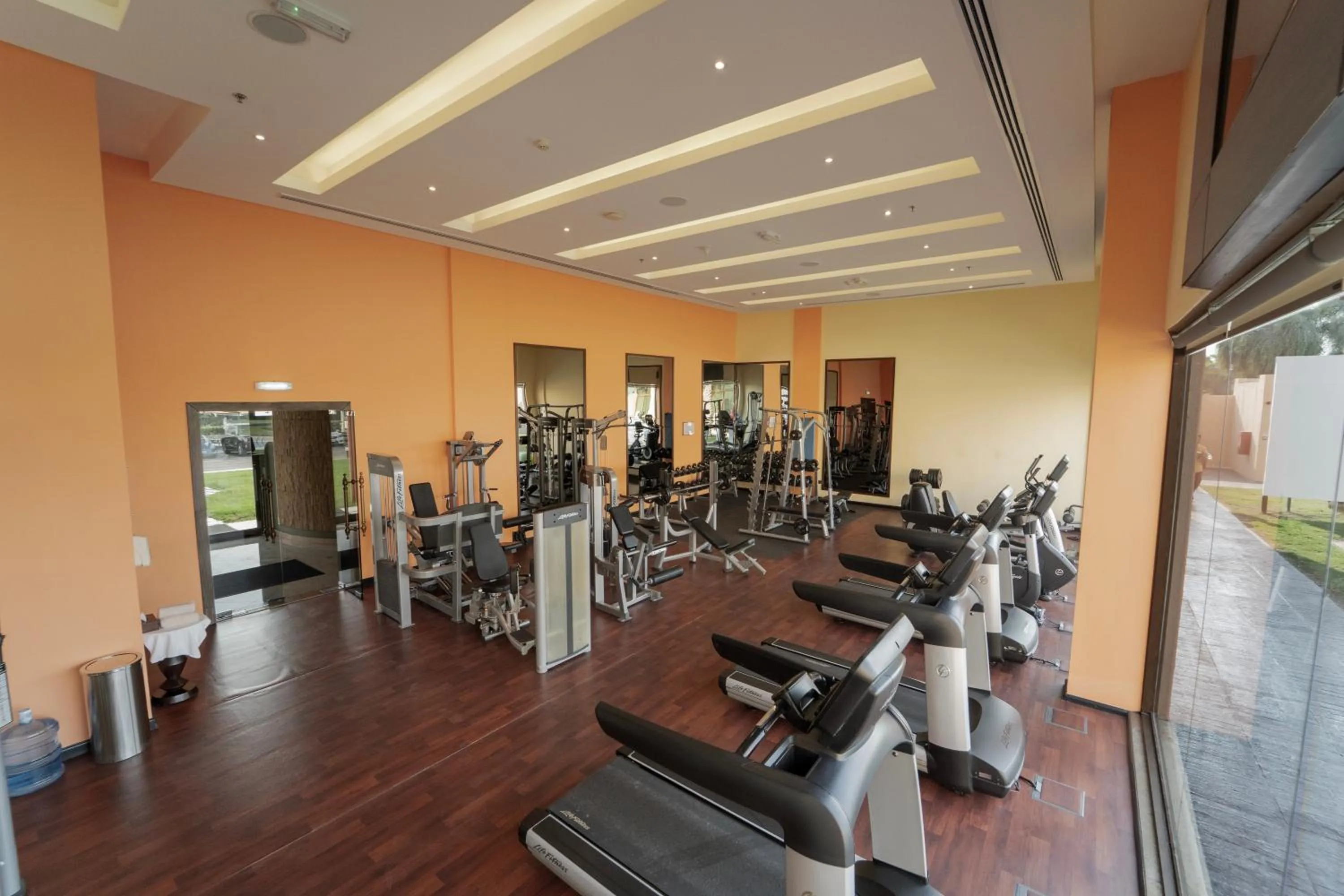 Western Hotel - Madinat Zayed