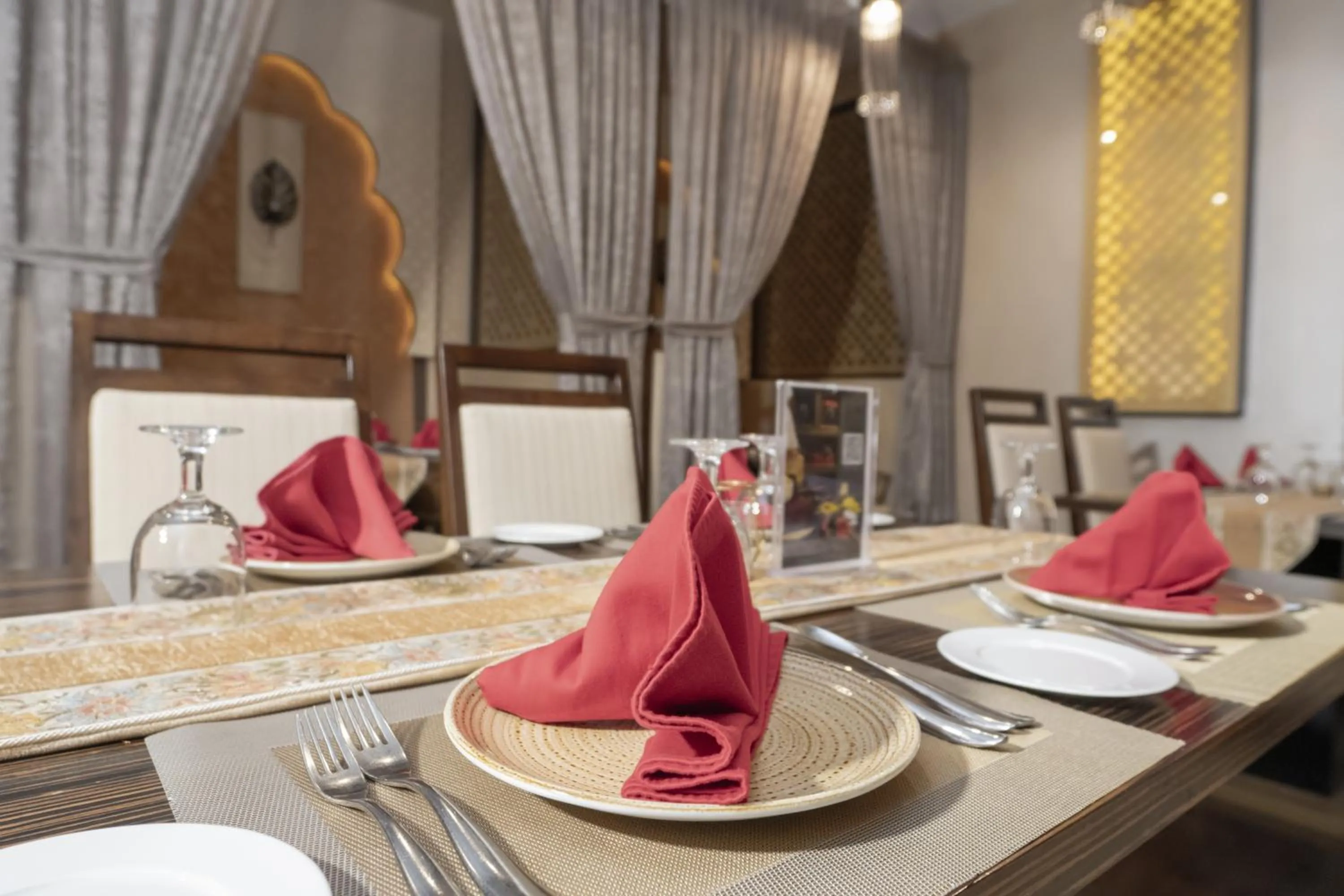 Western Hotel - Madinat Zayed