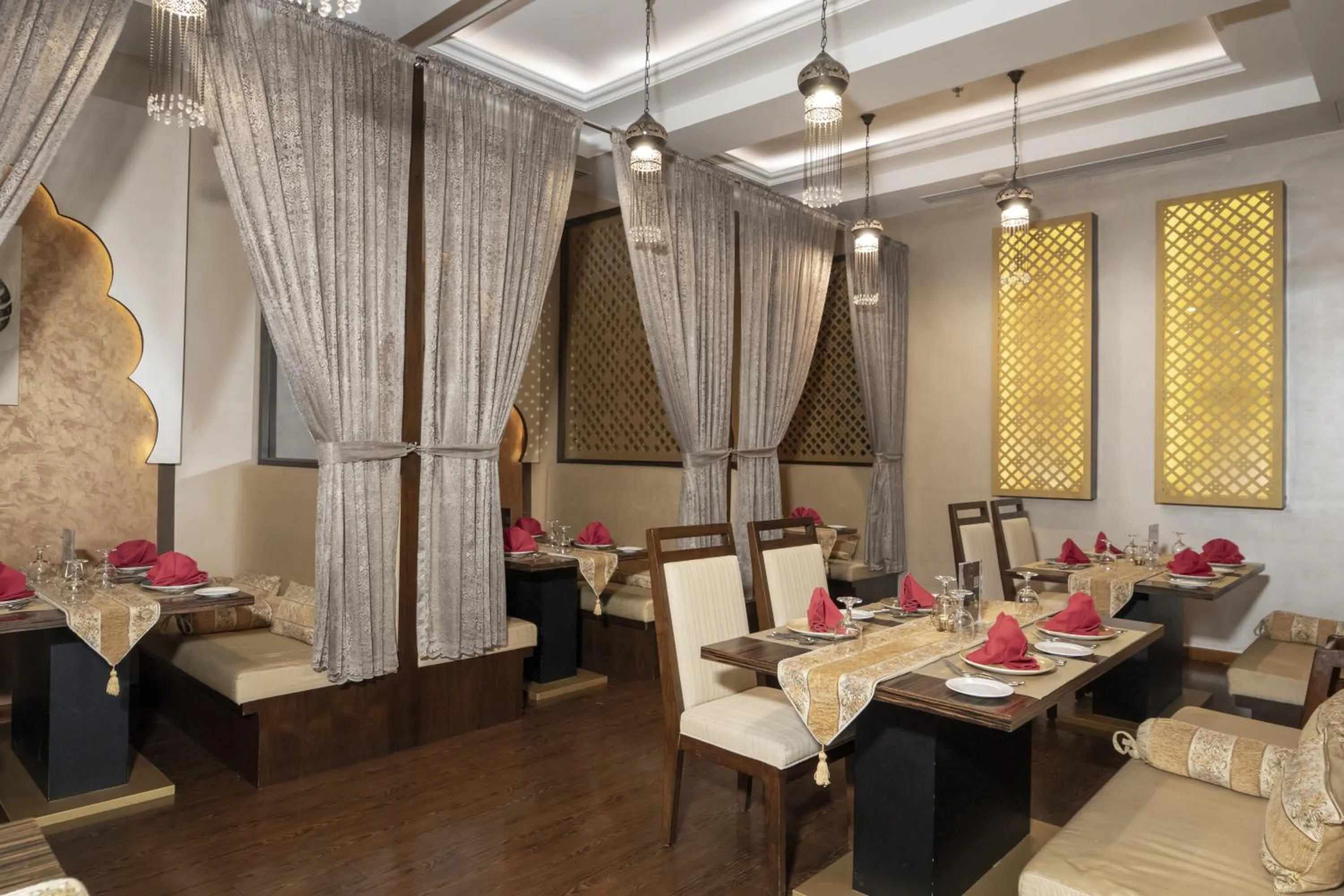 Western Hotel - Madinat Zayed