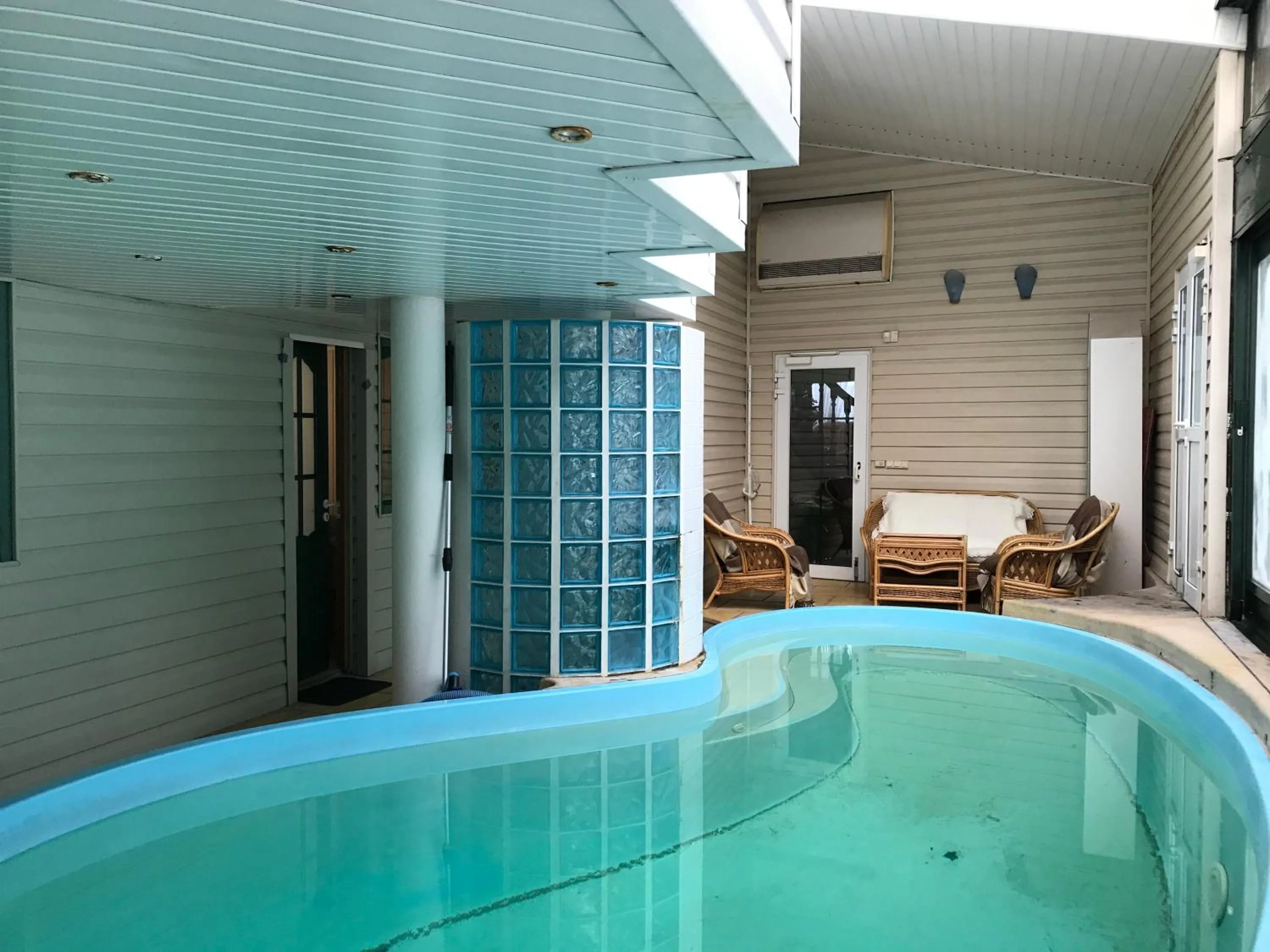 Swimming pool in Guest House Krista