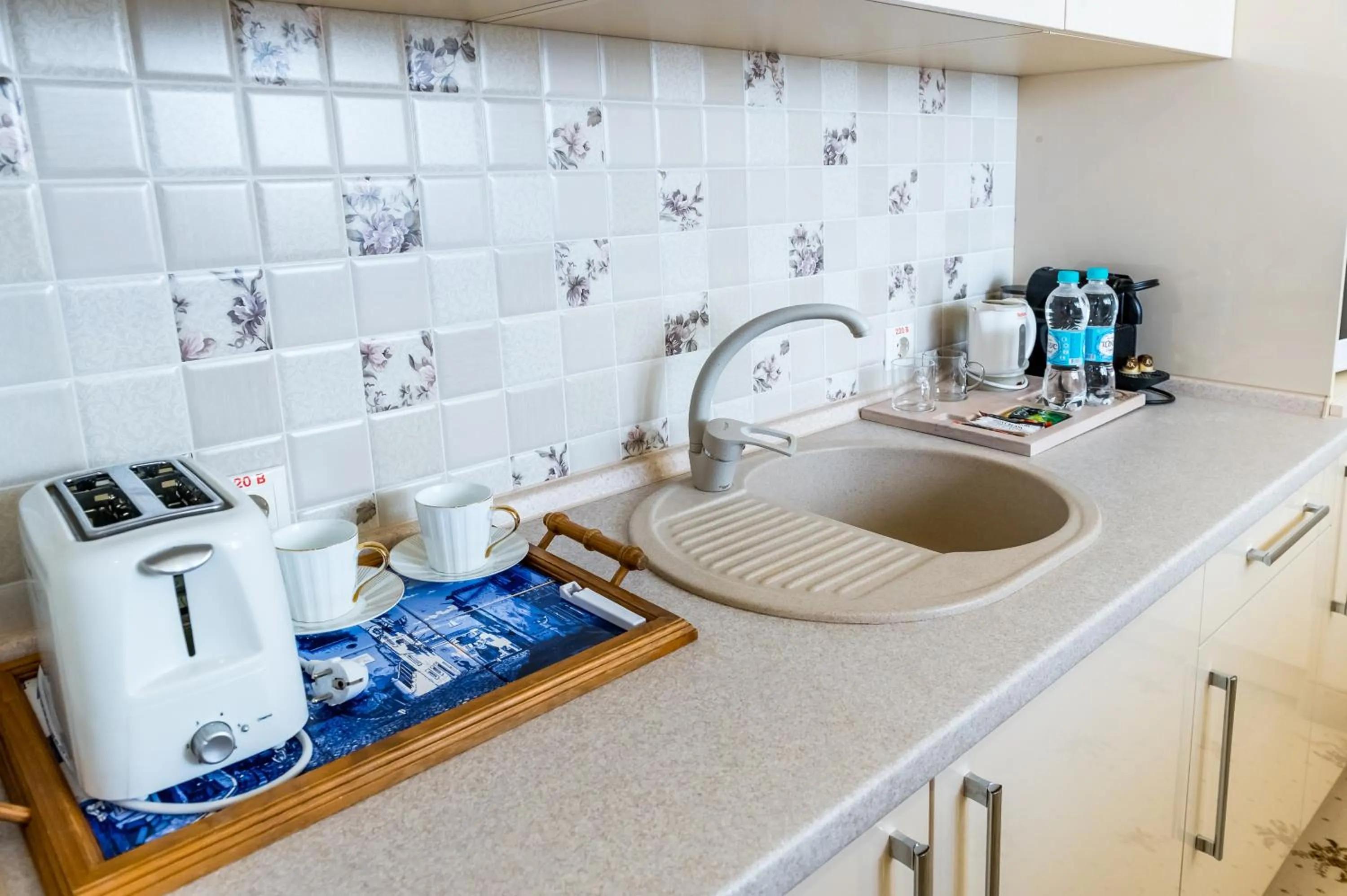 Photo of the whole room in Hotel France