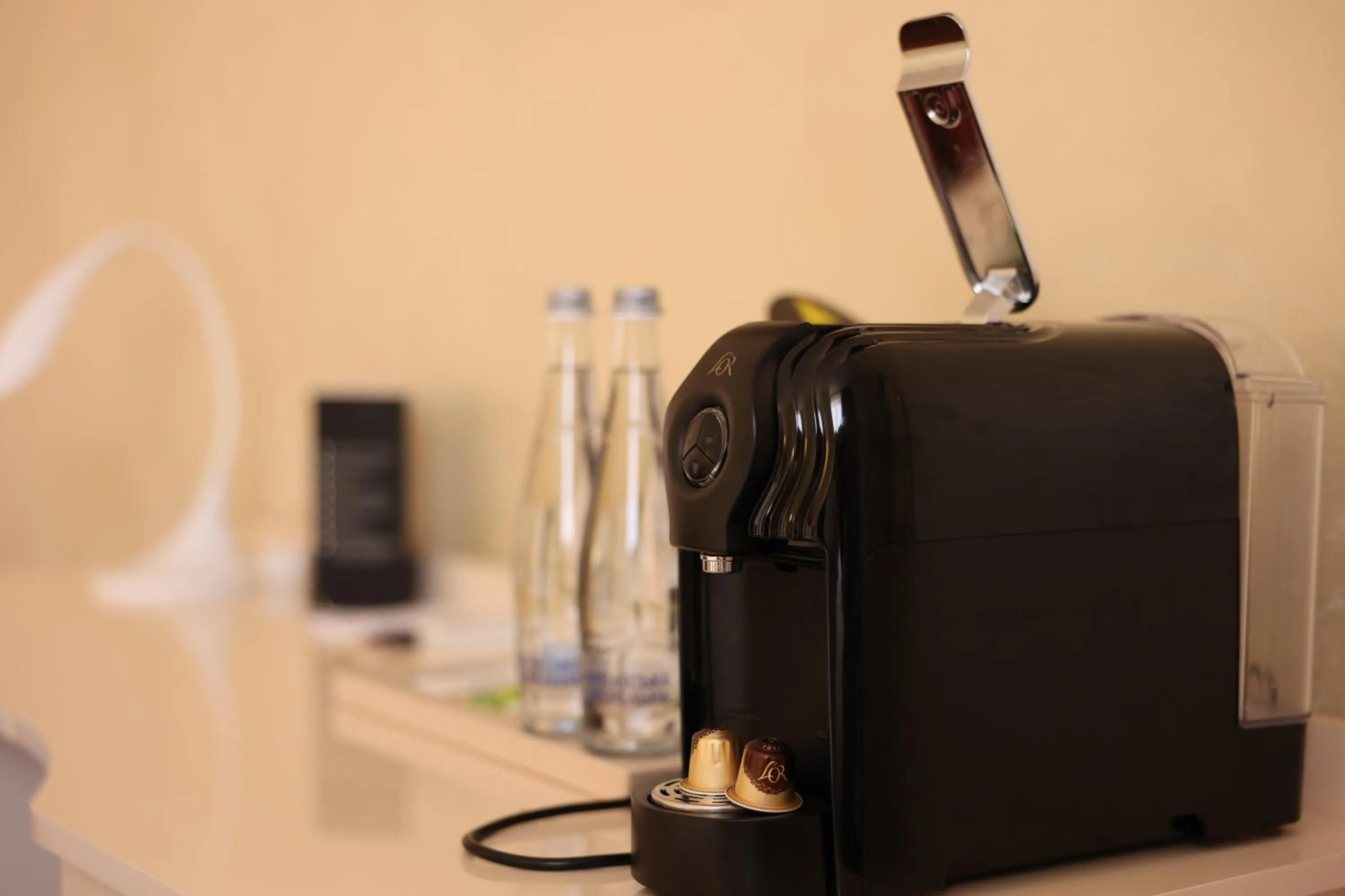 Coffee/tea facilities in Hotel France
