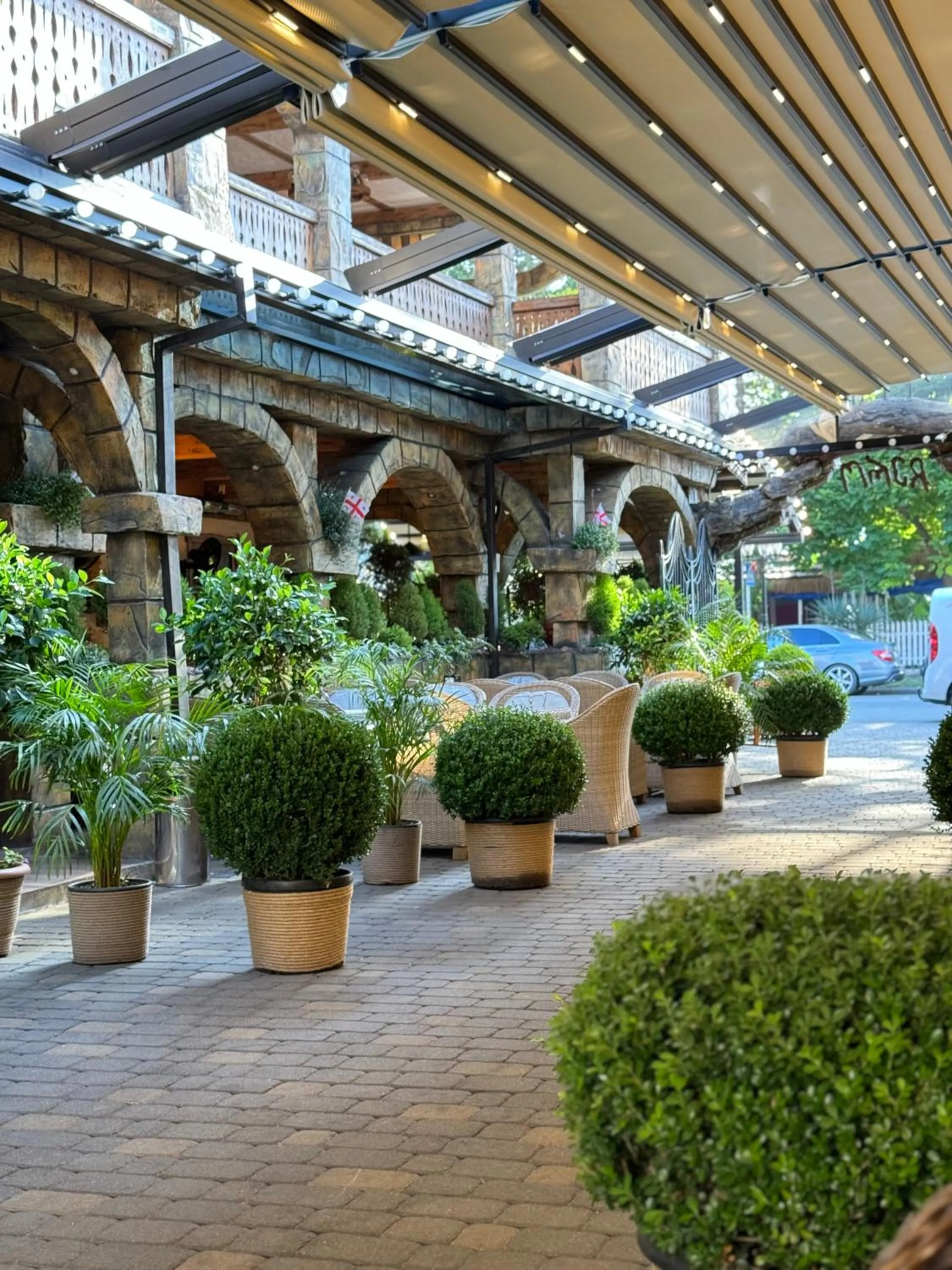 Spring in Hotel Chero
