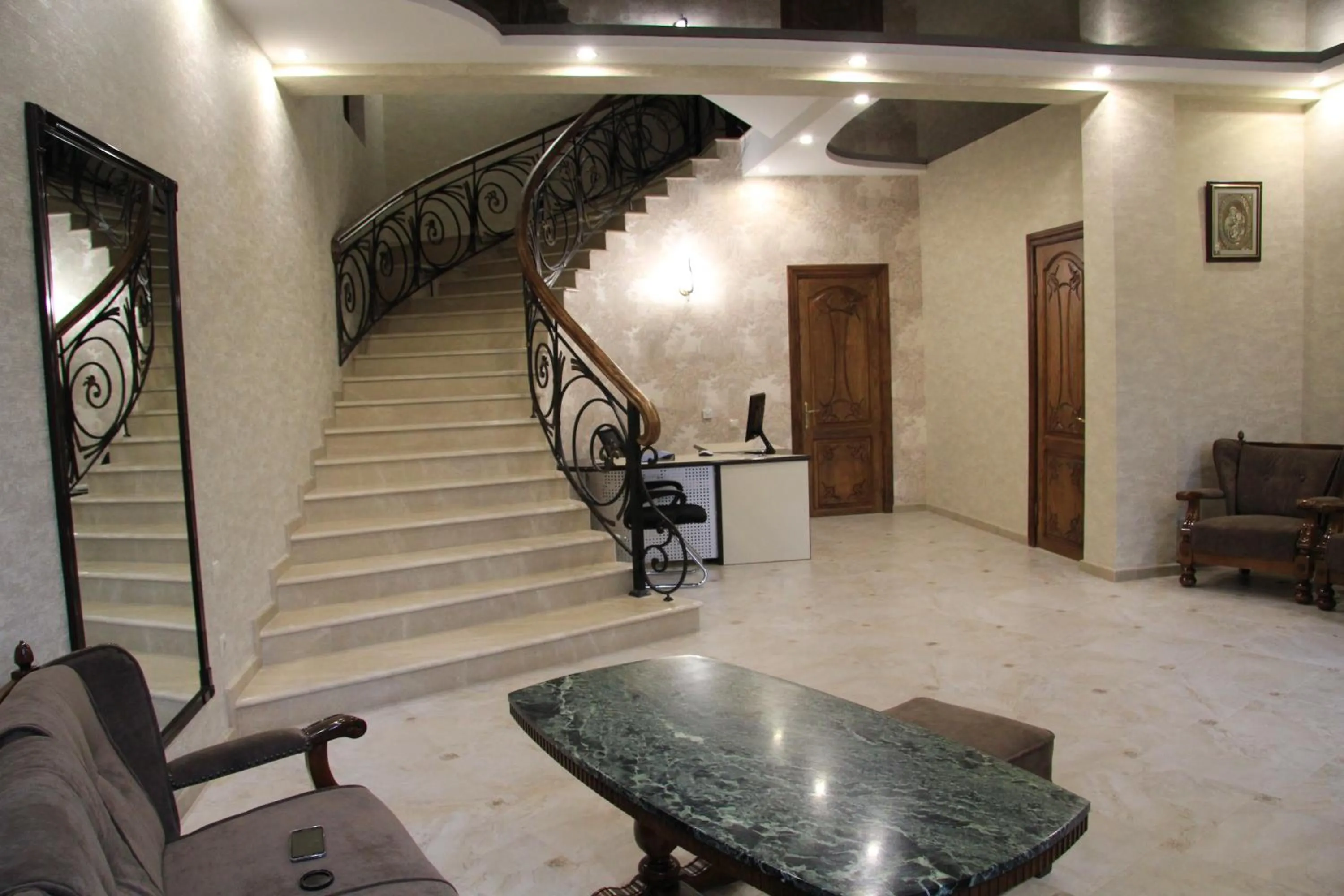 Lobby or reception in Hotel Chero