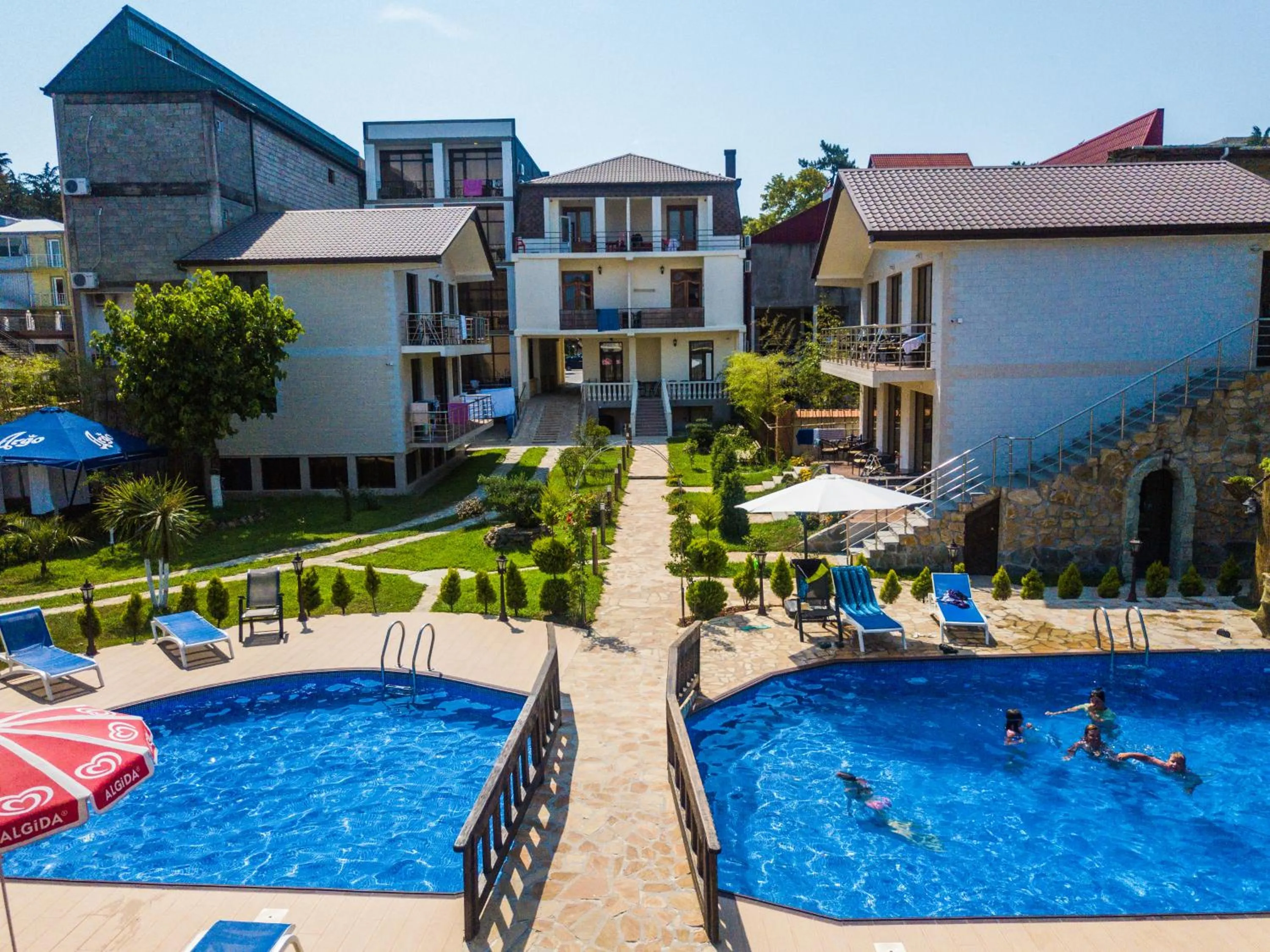Property building in Hotel Chero