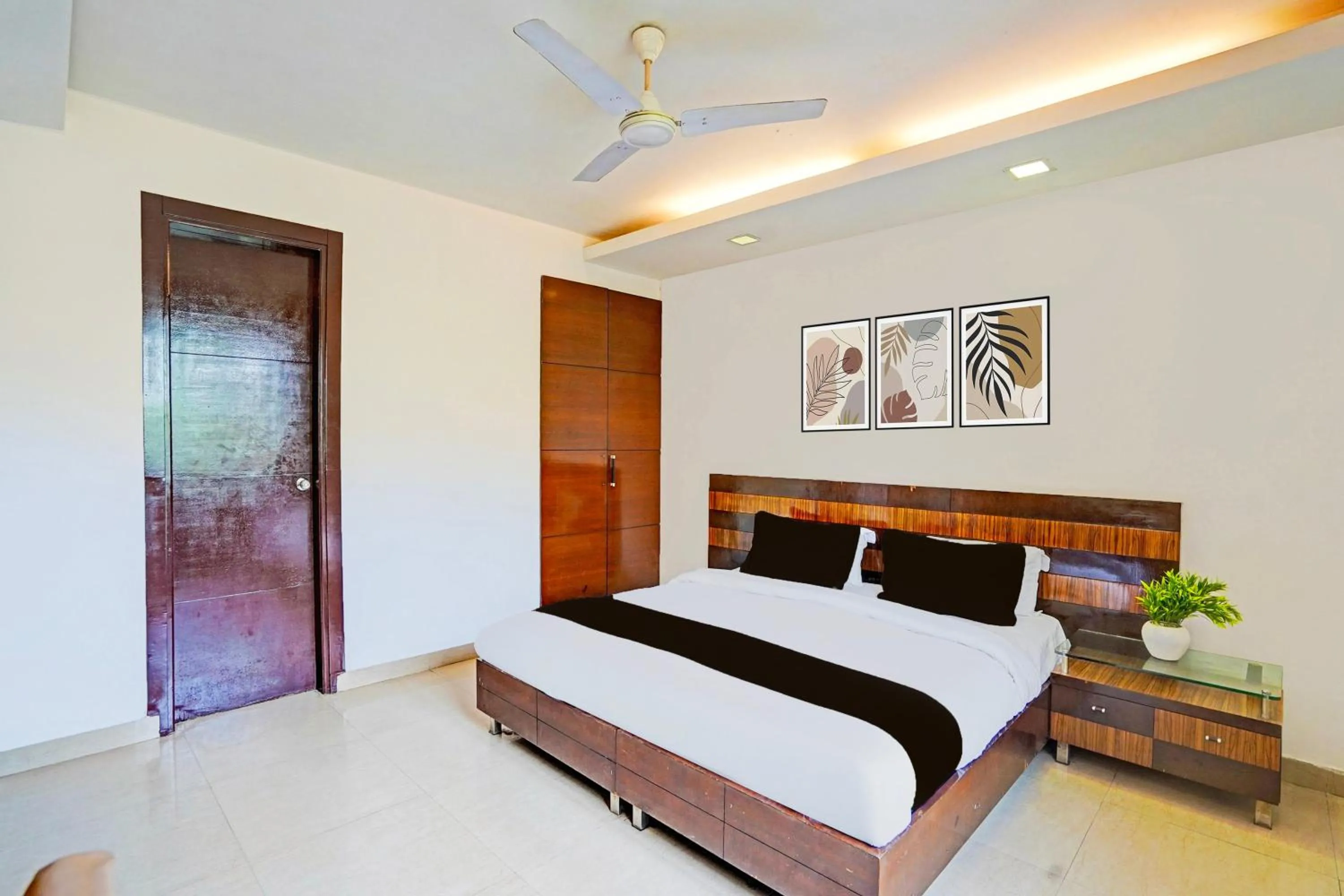 Bedroom, Bed in Townhouse Le Grand