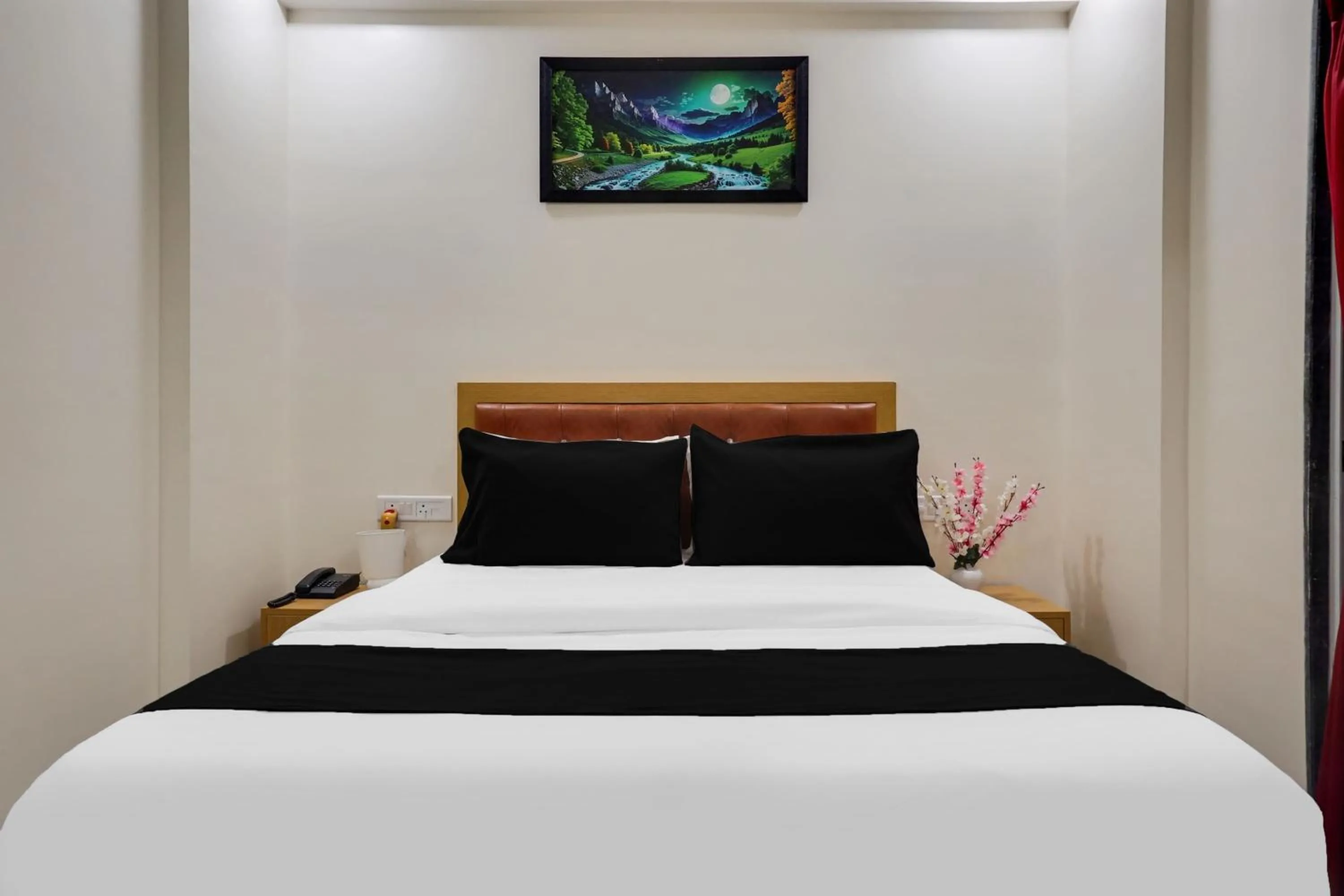 Hotel O Ayesha Palace