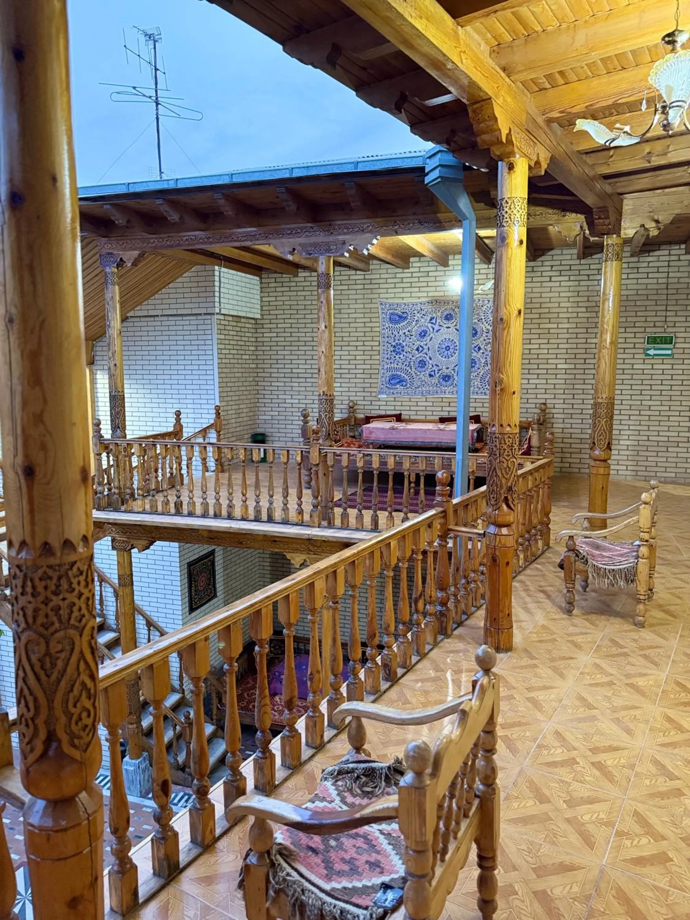 Restaurant/places to eat in Guest House Marokand