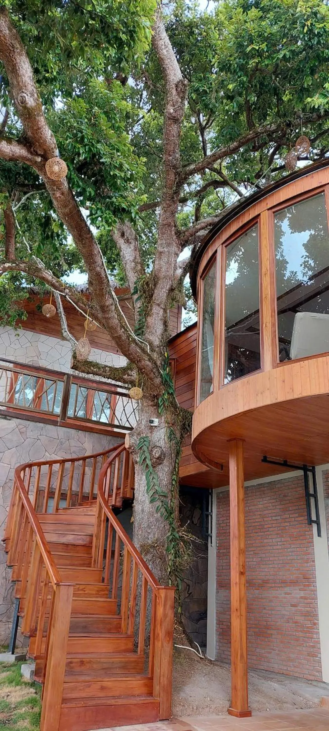 Property building in Rocks Beach Boutique