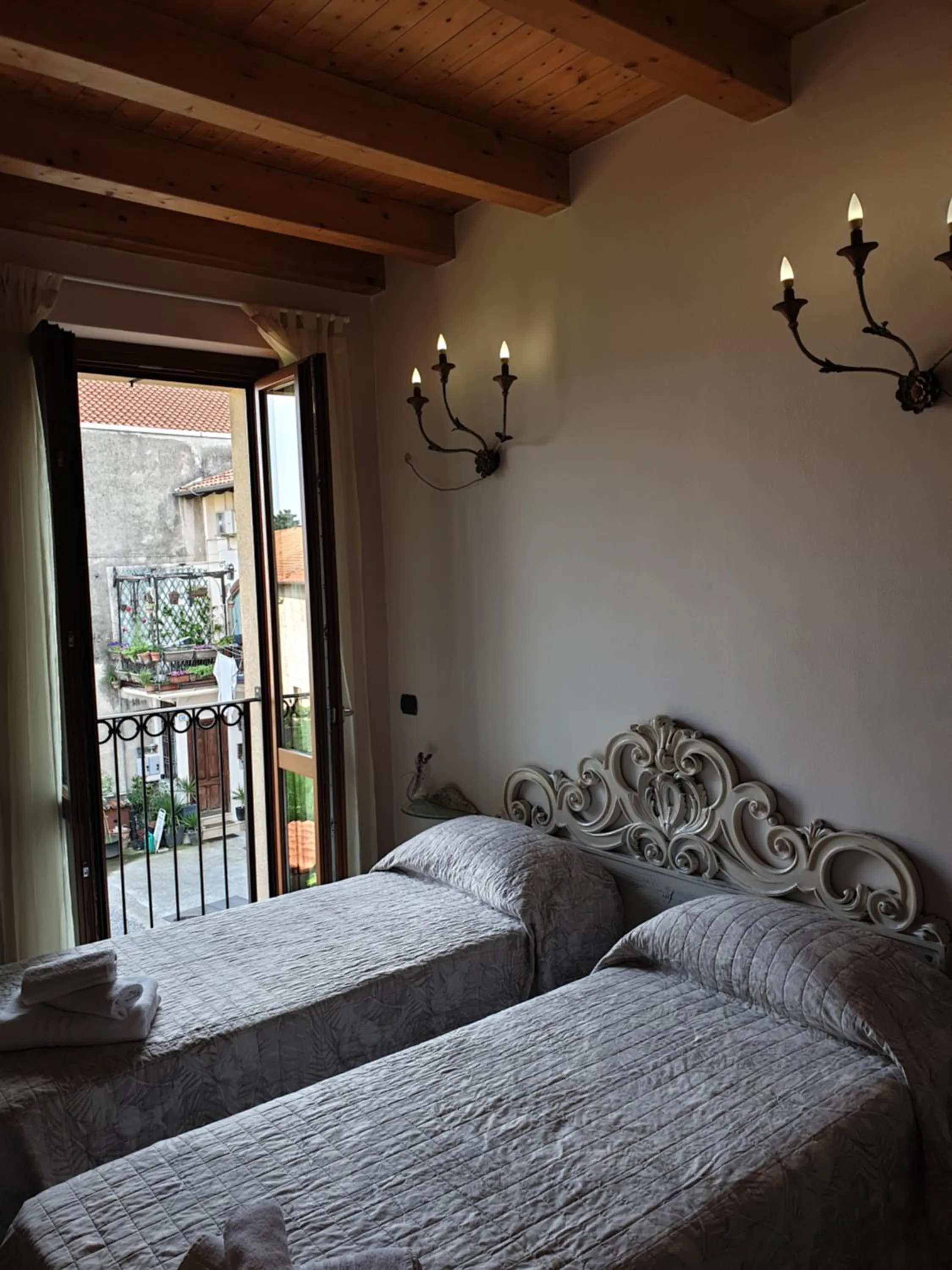 View (from property/room), Bed in B&B Il Rustico