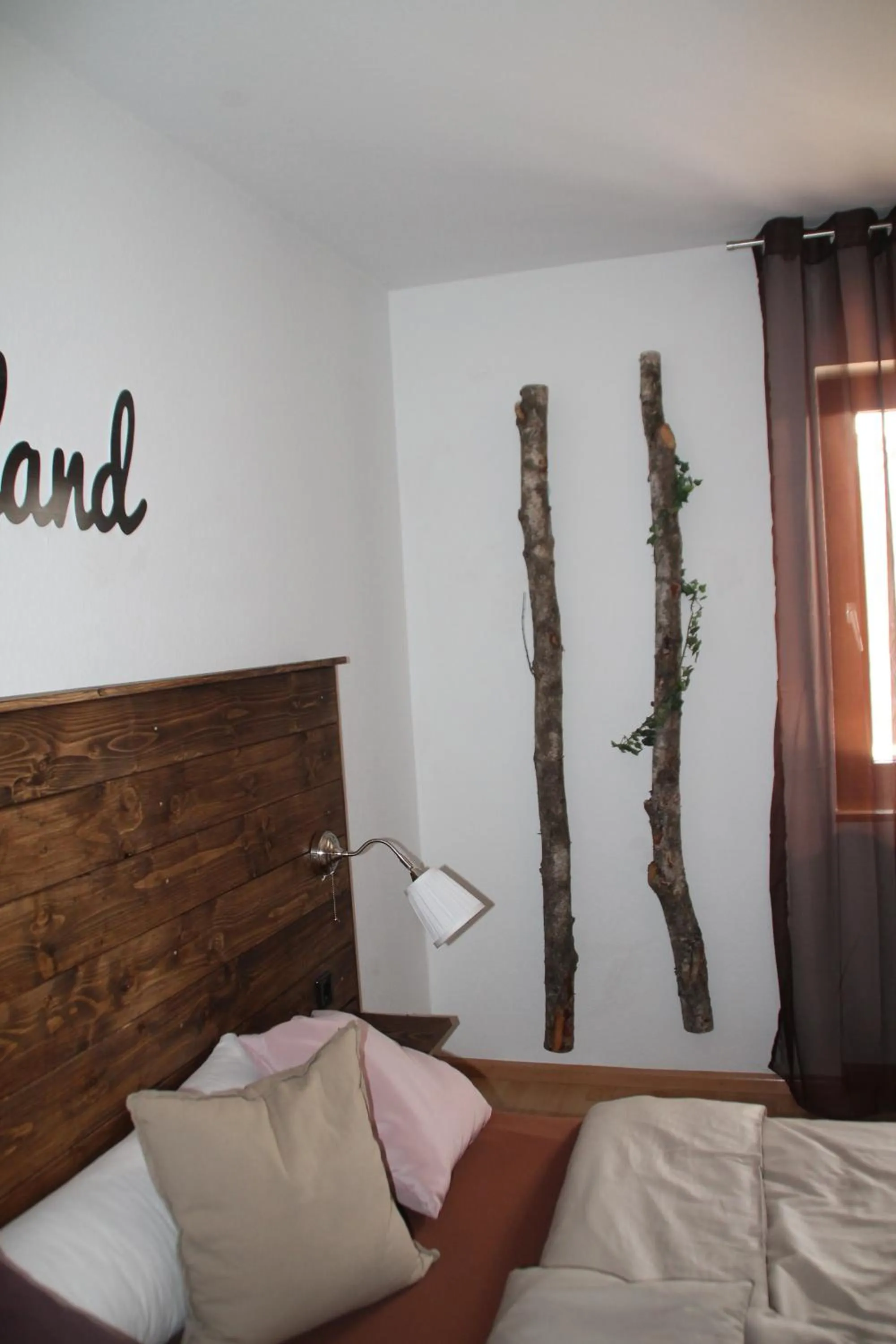 Bedroom, Bed in Ferienwohnung mit HERZ in Laufenburg