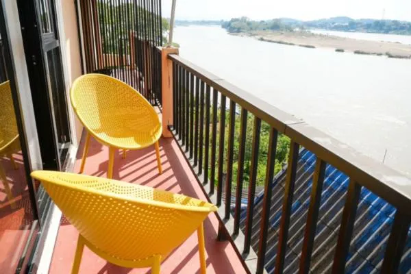 Riverside Houayxay Hotel