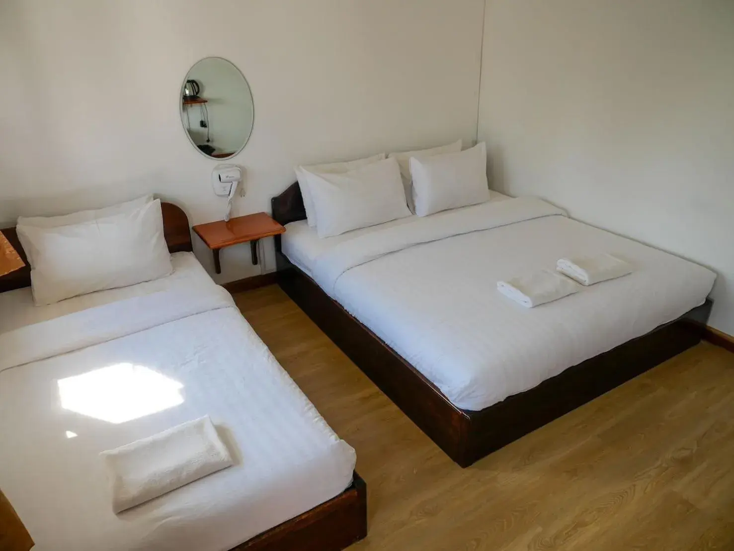 Classic Triple Room - single occupancy in Riverside Houayxay Hotel Classic Triple Room - single occupancy in Riverside Houayxay Hotel