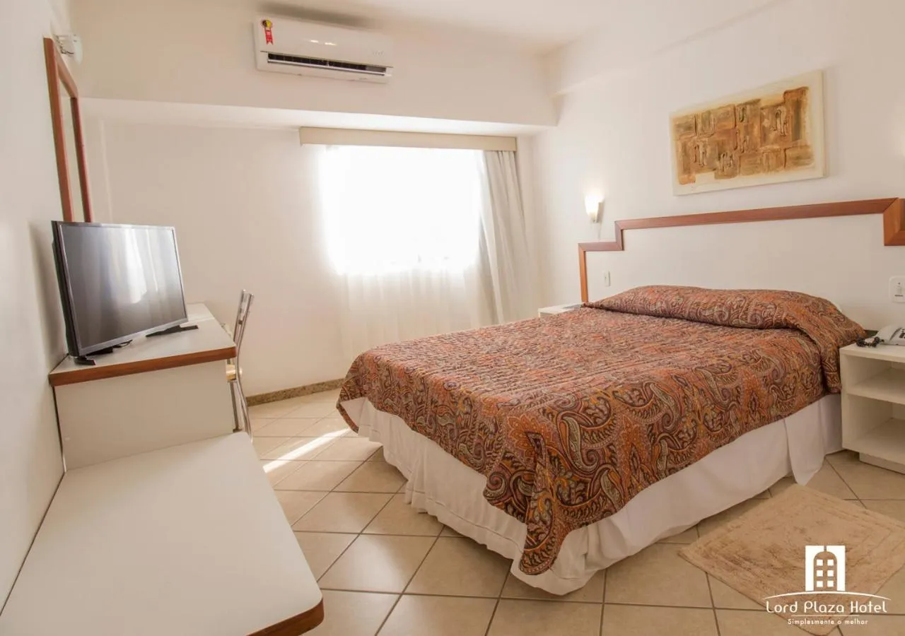 Bed in Lord Plaza Hotel