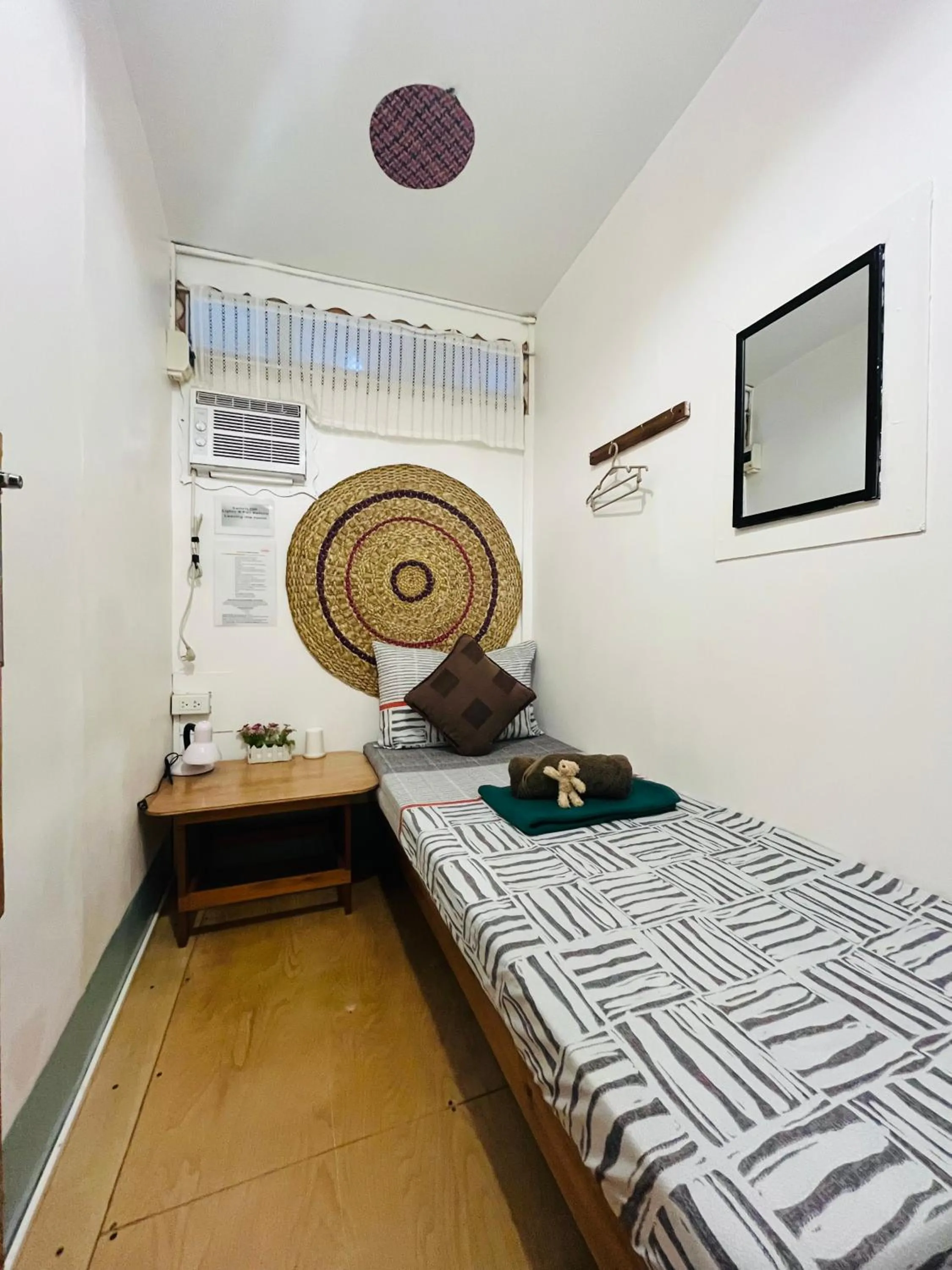 Single Room with Shared Bathroom in Balai Vivencio Hostel