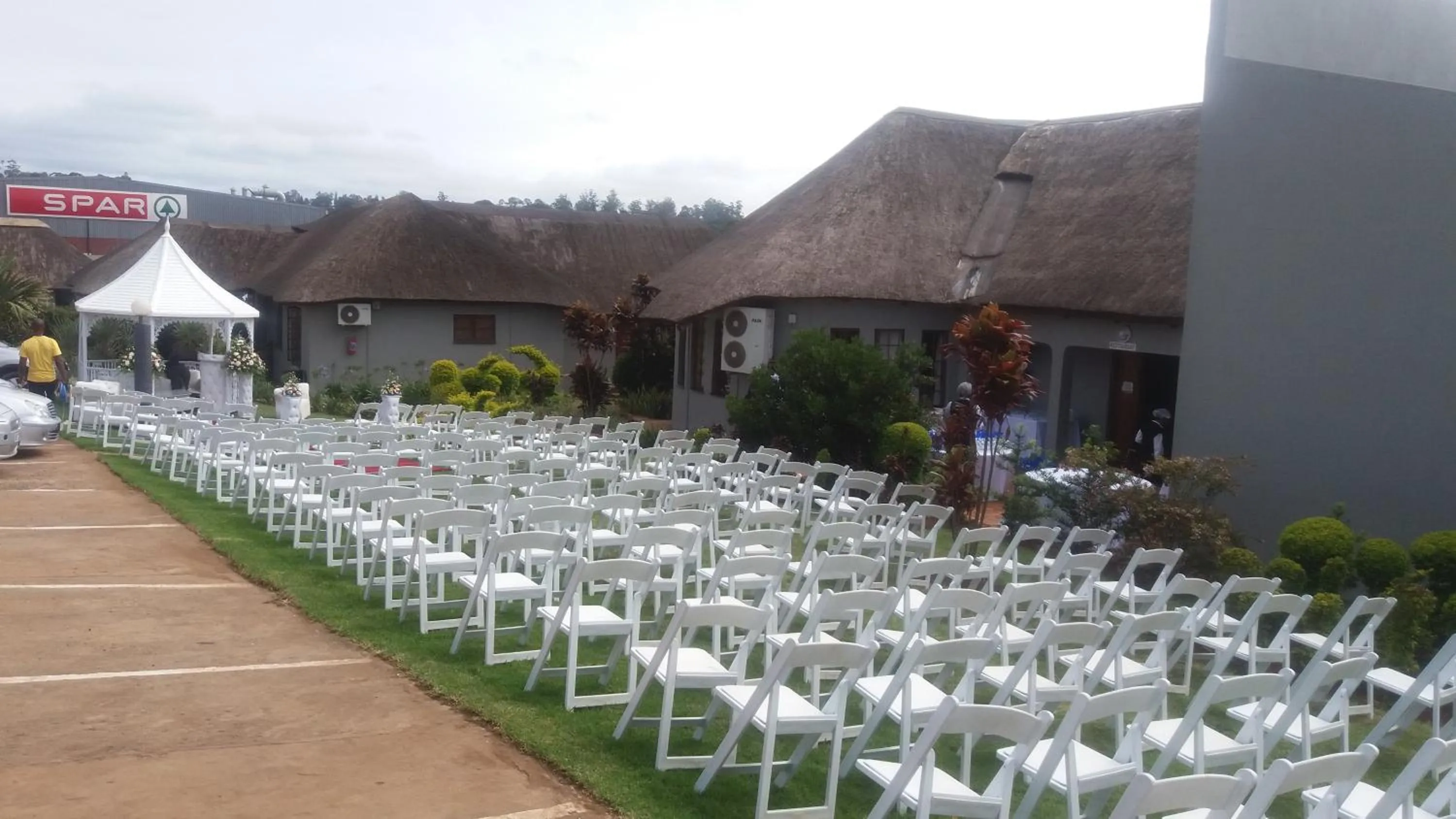 Garden in Nongoma Lodge & Inn CC