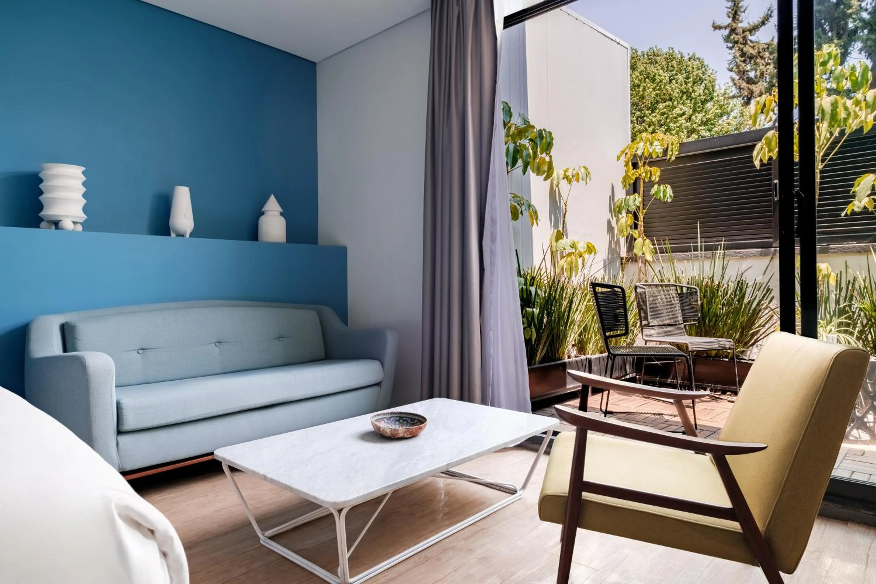 Pug Seal Polanco Allan Poe