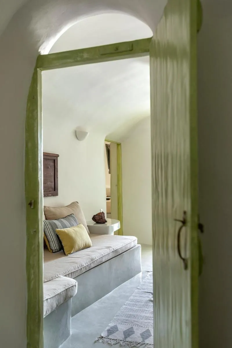 Bed in Casa Grande Santorini