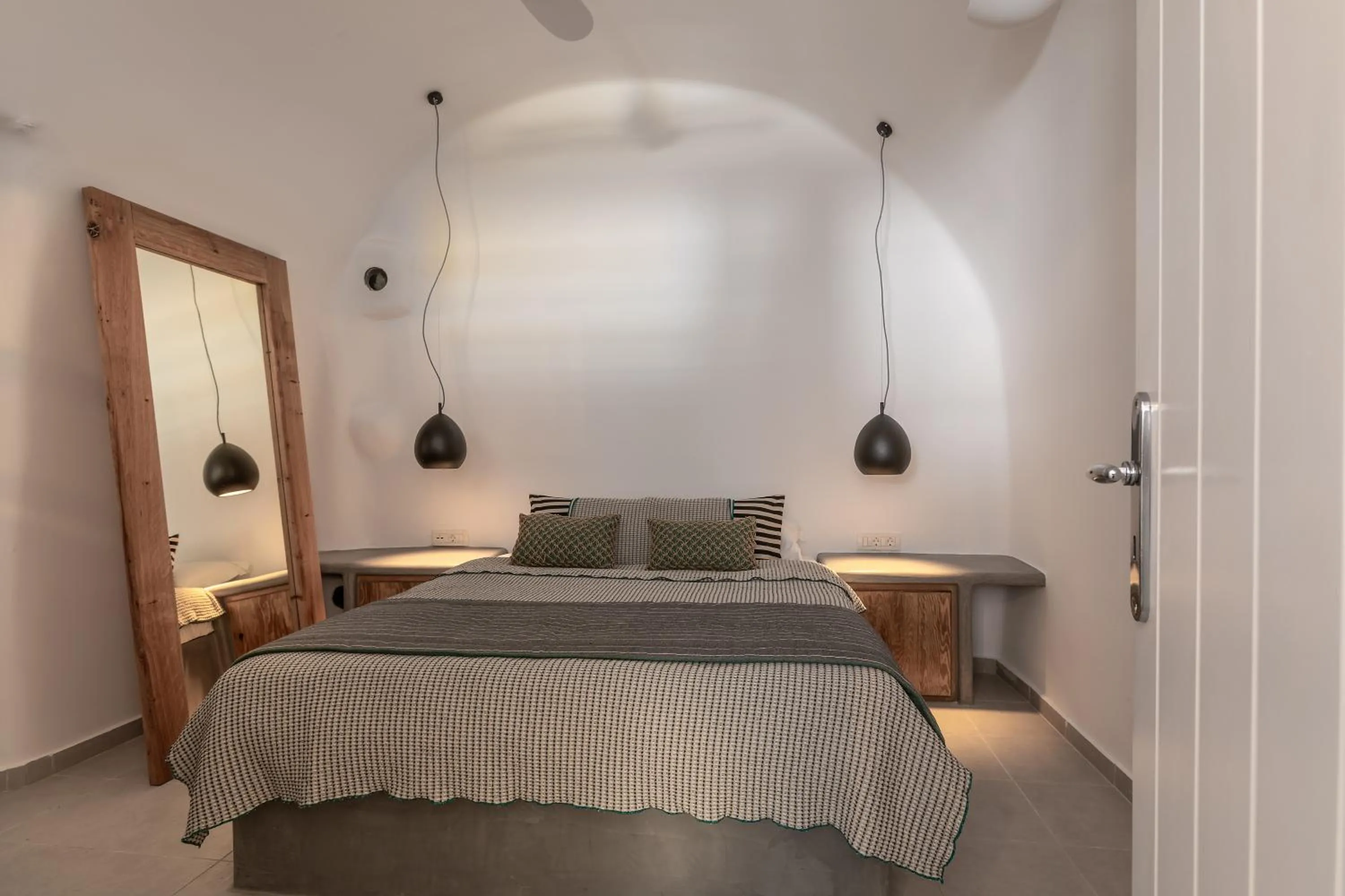 Bed in Casa Grande Santorini