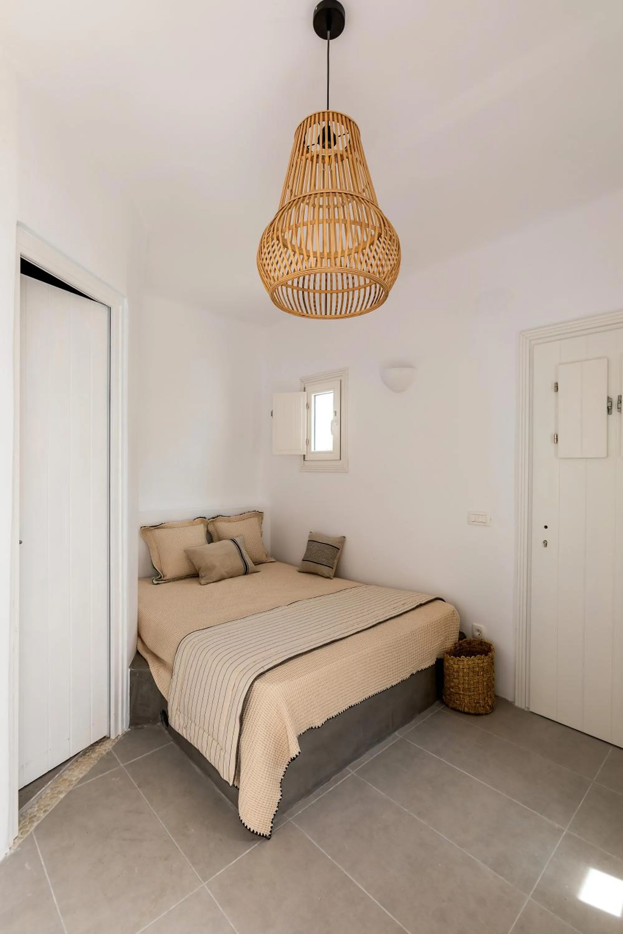 Bed in Casa Grande Santorini