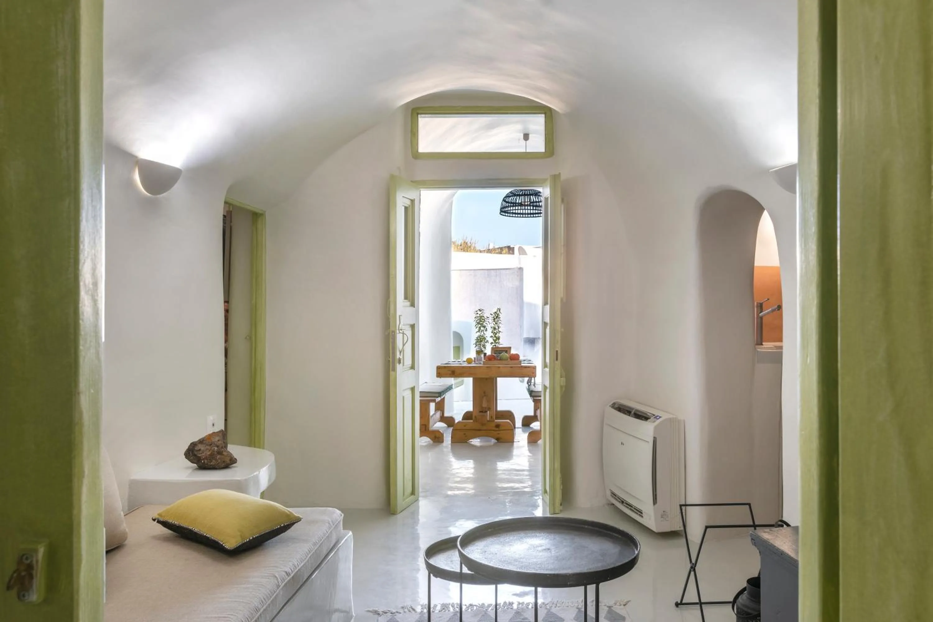 Bed in Casa Grande Santorini