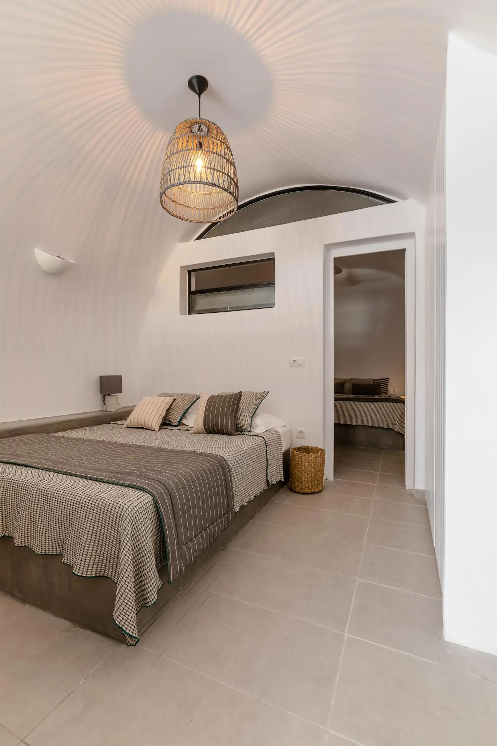 Bed in Casa Grande Santorini