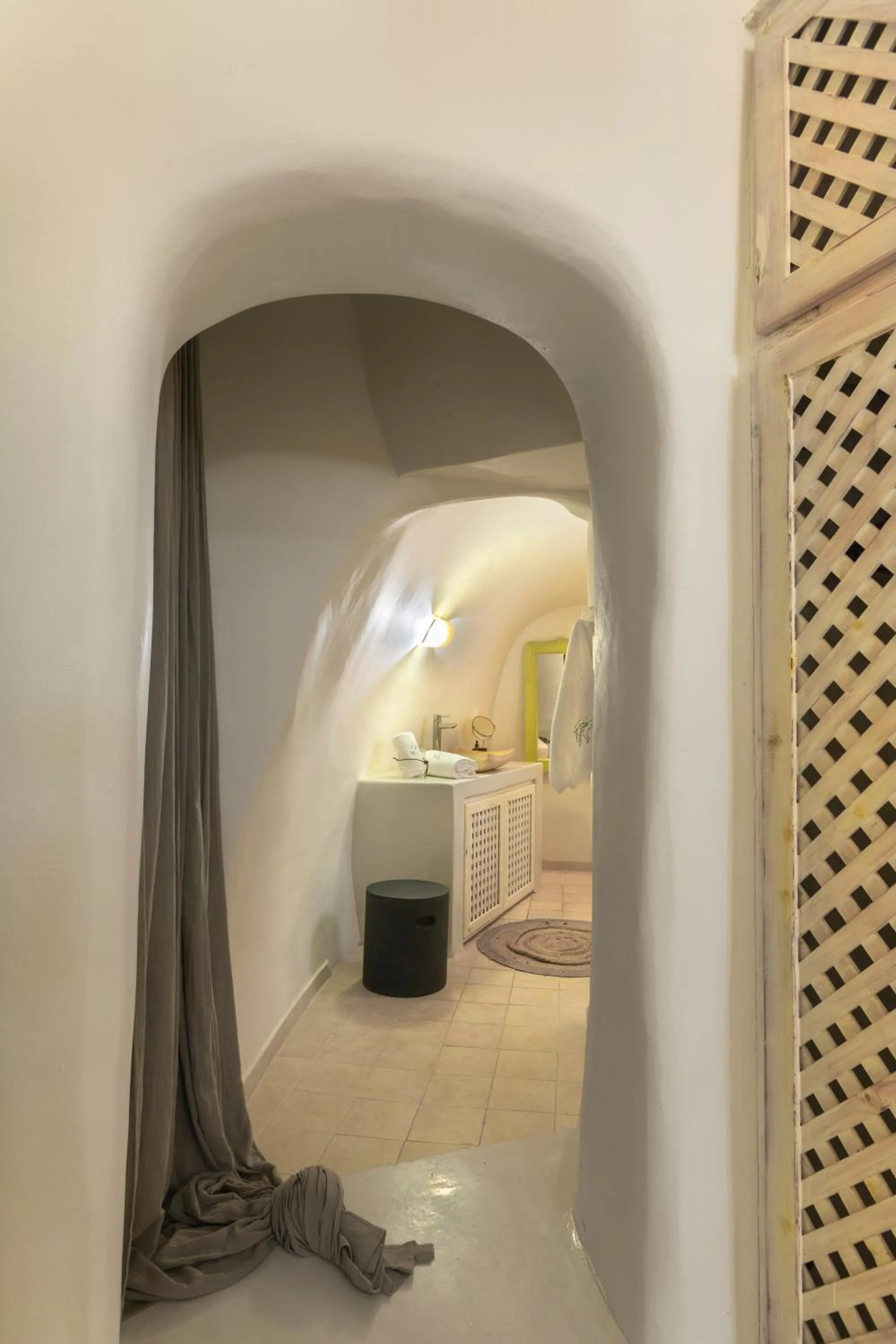 Bed in Casa Grande Santorini